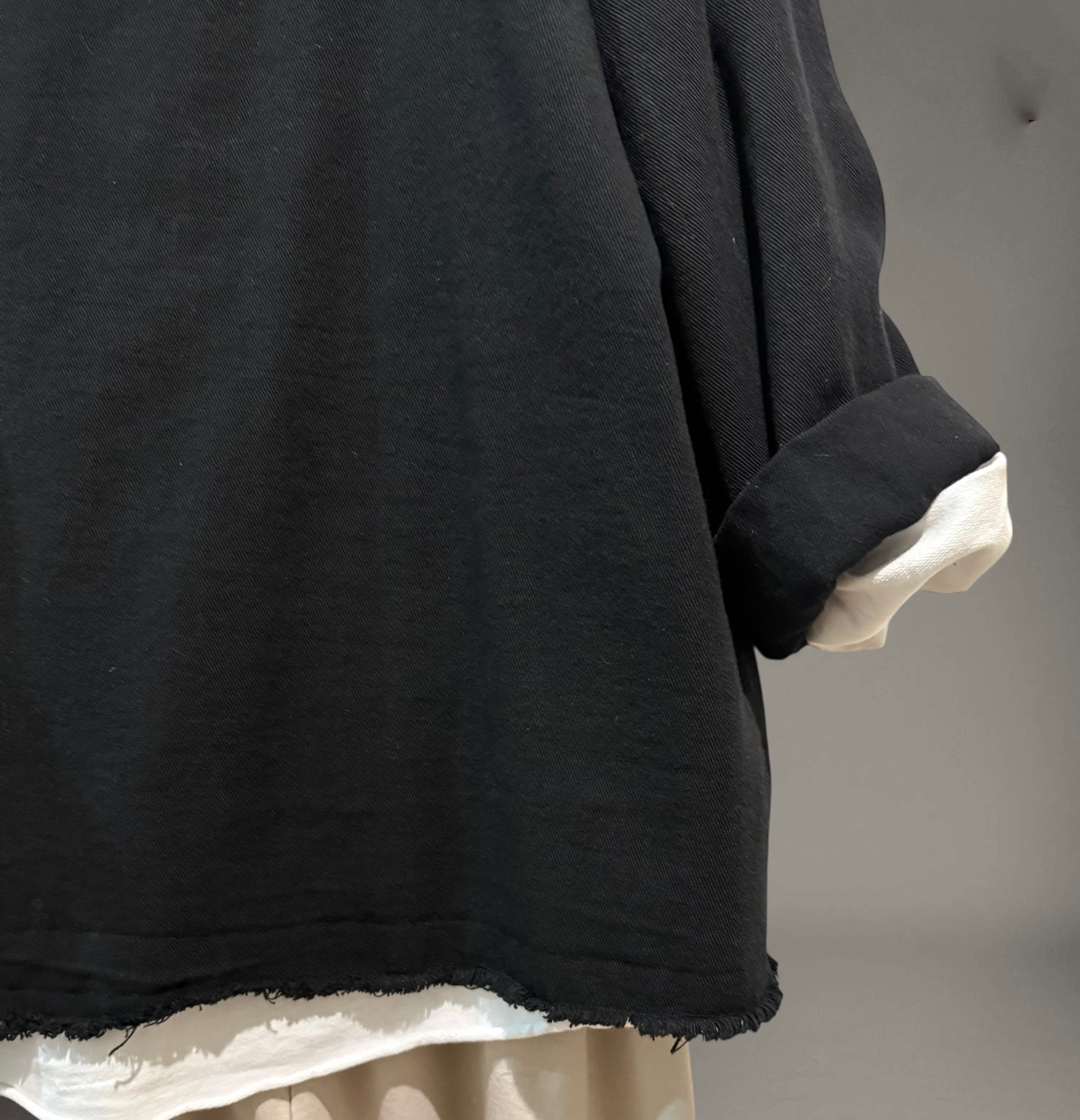 Sobrecamisa "Mafalda" negro