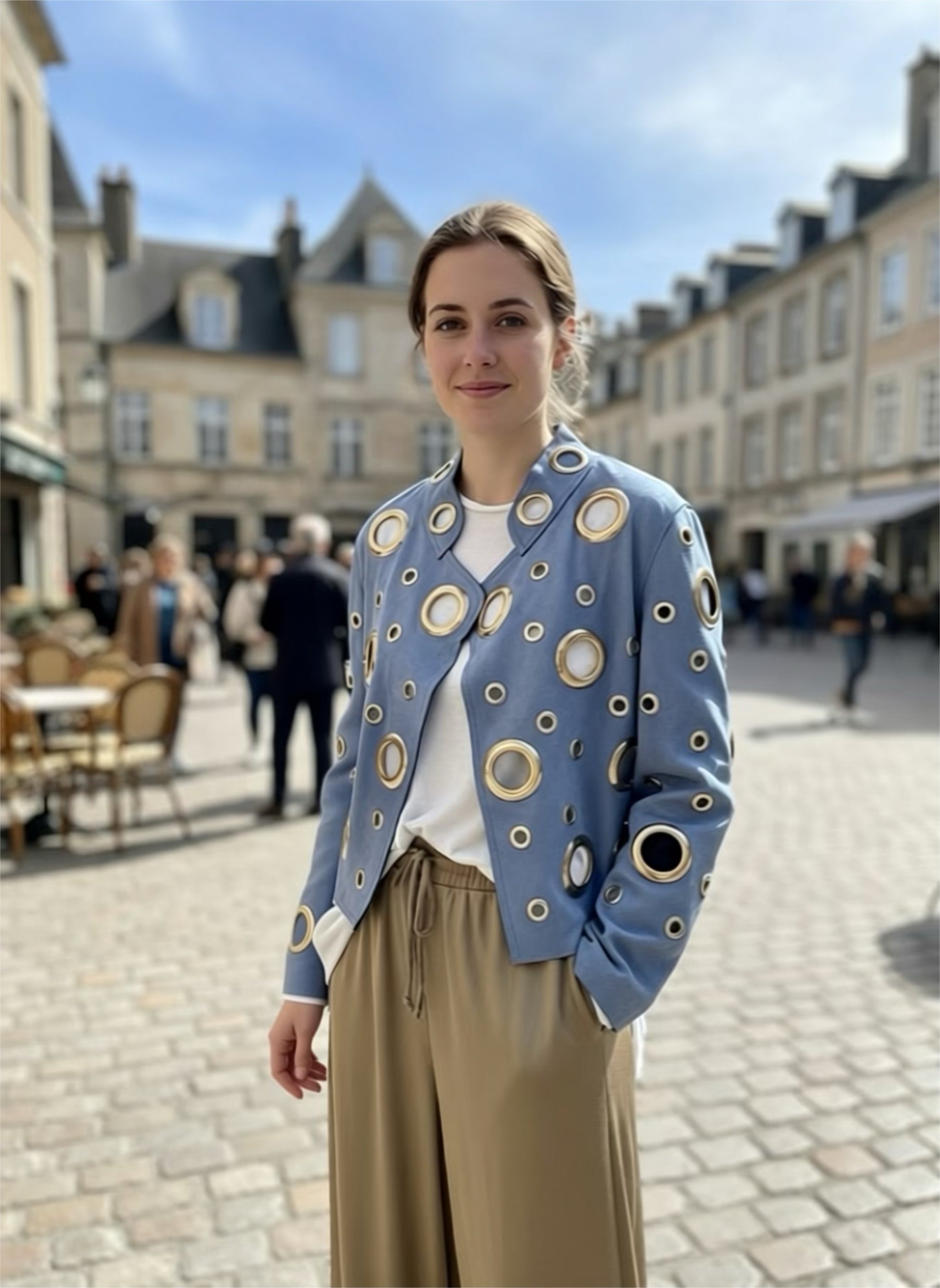 Chaqueta "Círculos" azul cielo