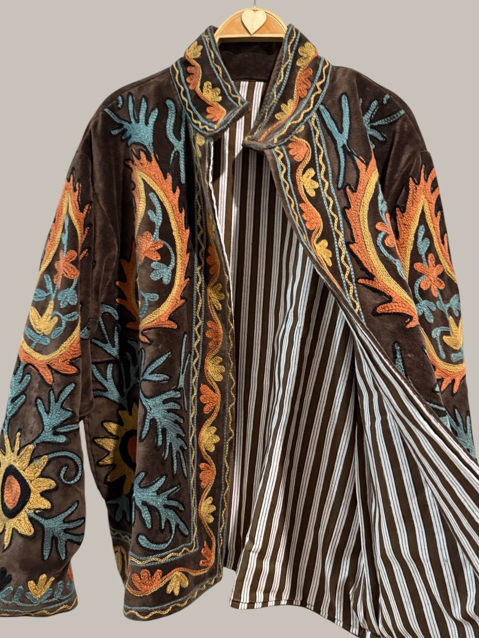 Chaqueta "Bordados"