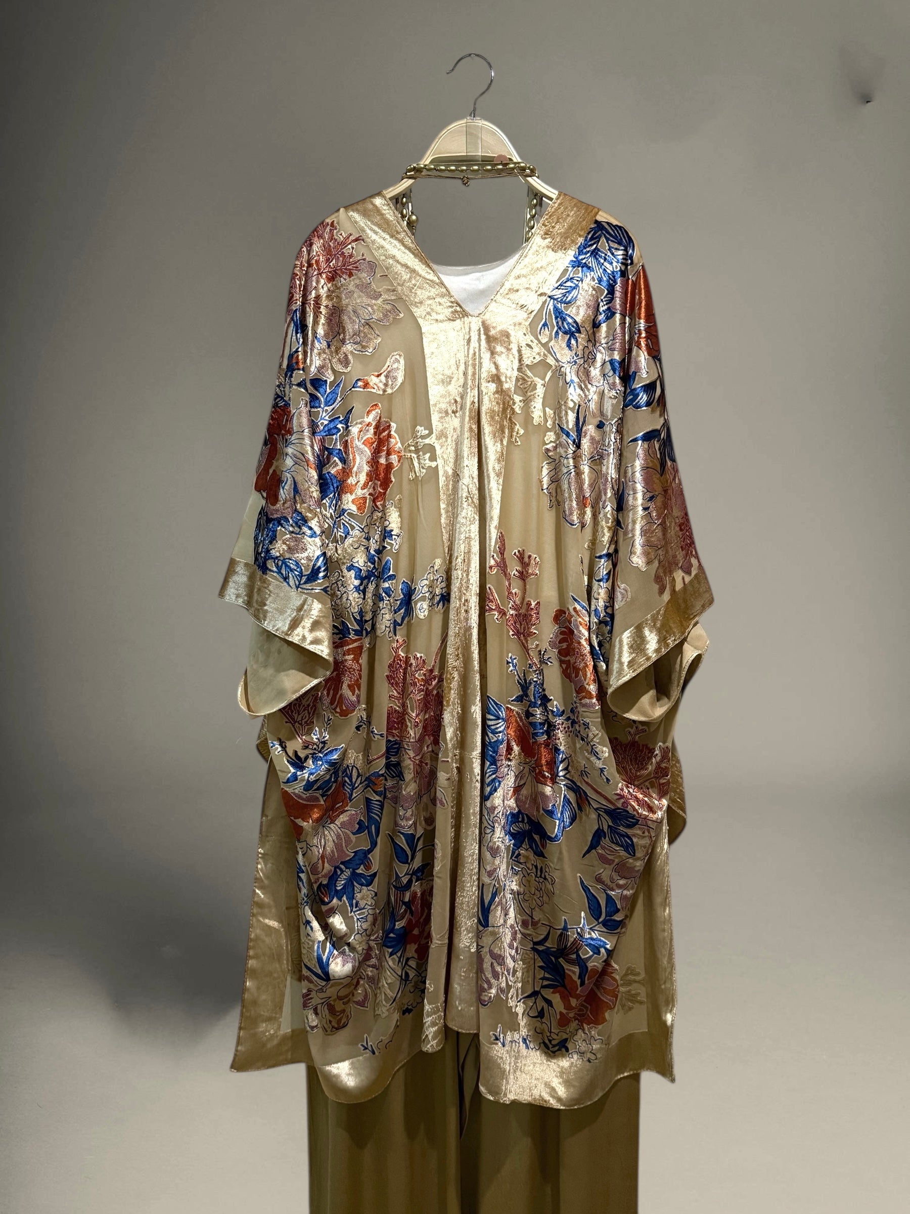 Kaftan "Adagio" light gold