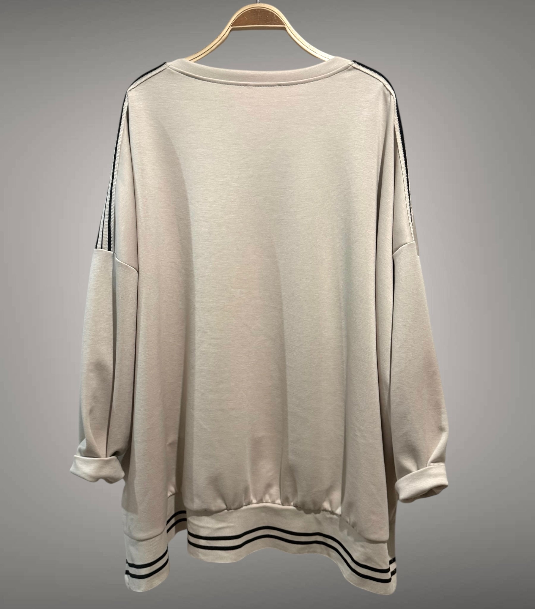 Sudadera "Over Mickey"