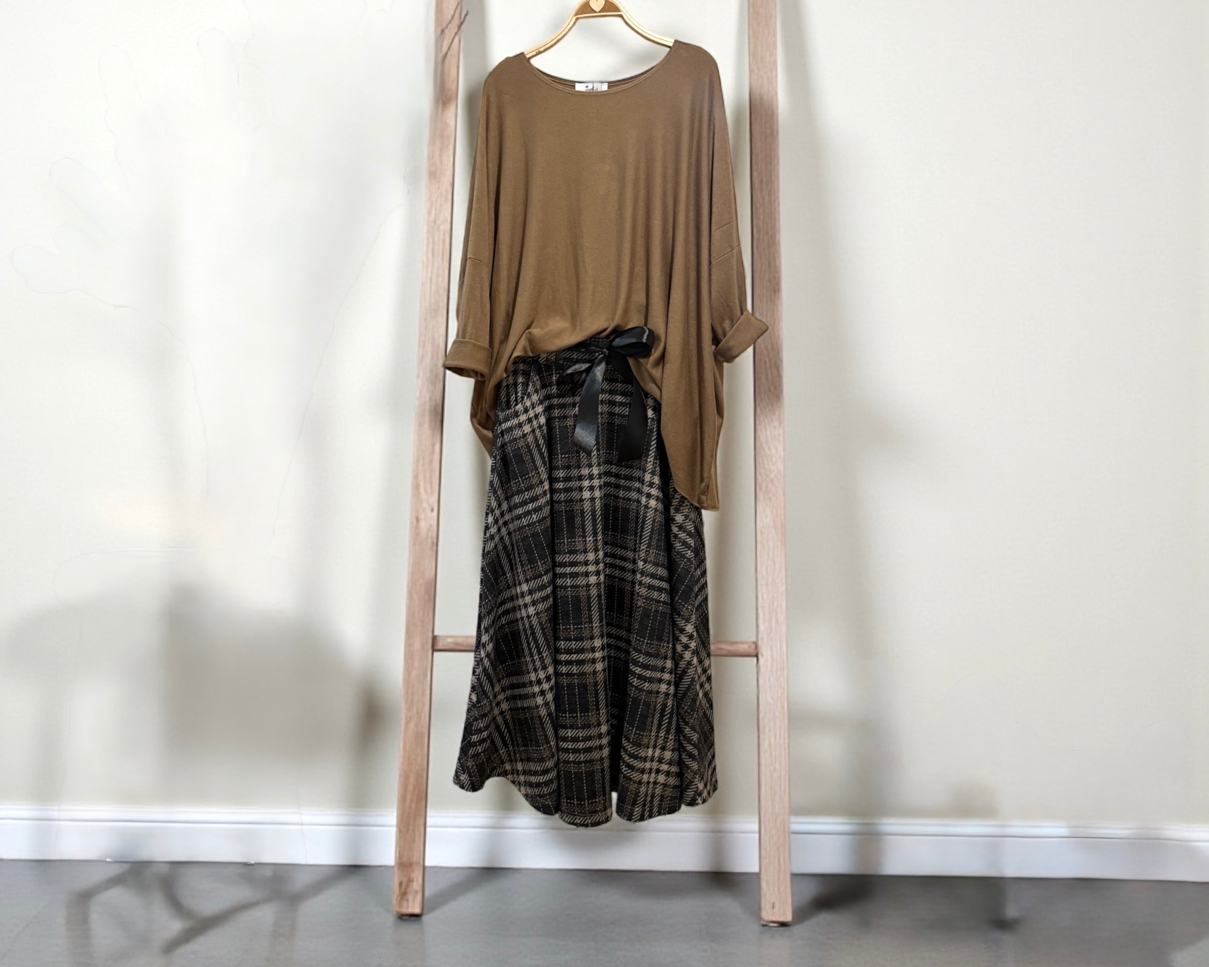 Falda "Rosaura Lazada"