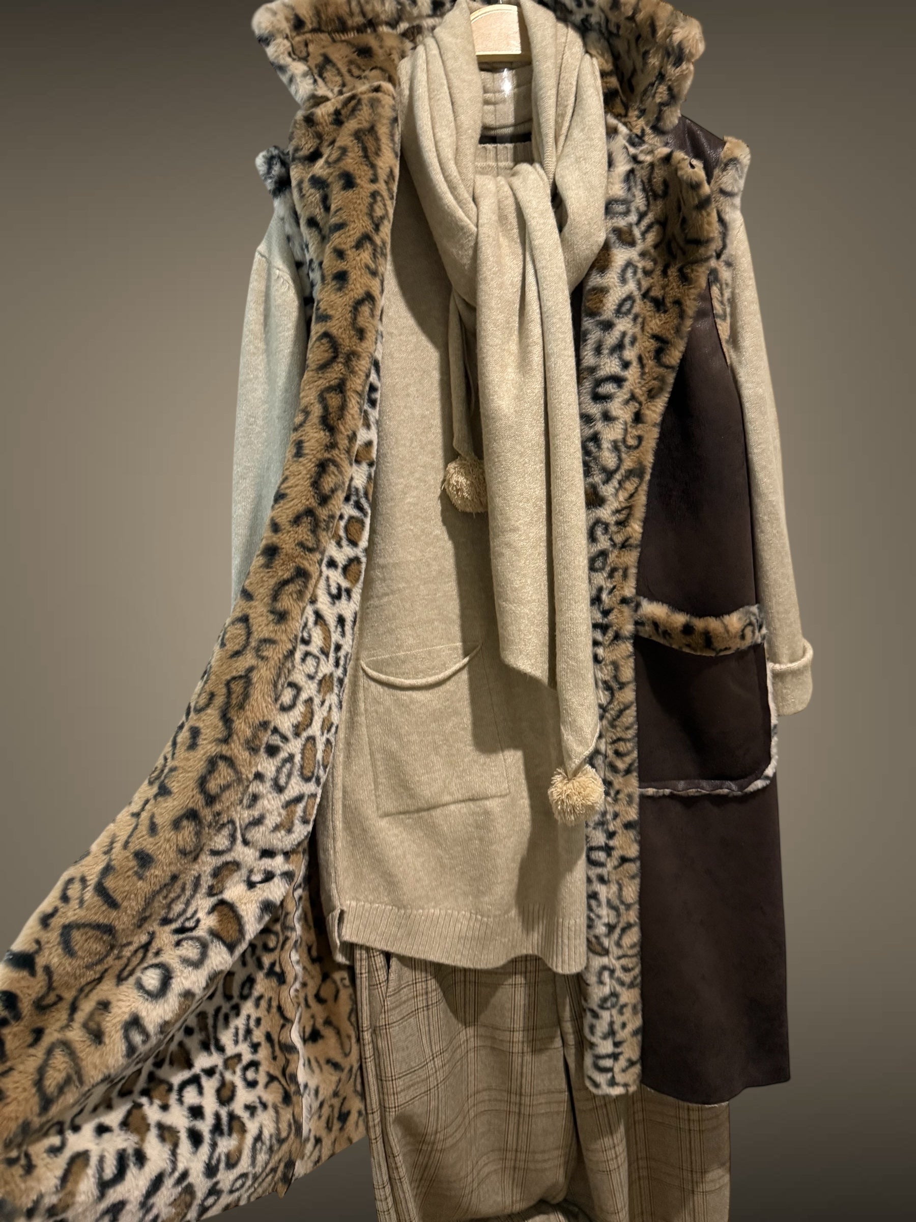 Chaleco "Margosha" marrón chocolate