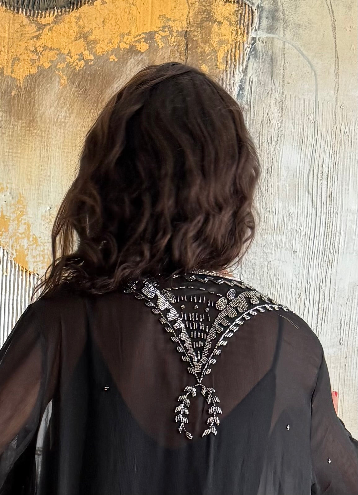 Kimono "Sherezade" negro bordado en plata manga larga