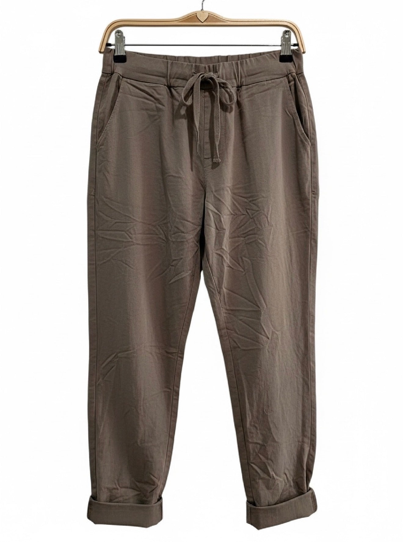 Pantalón "Basic Jogger"