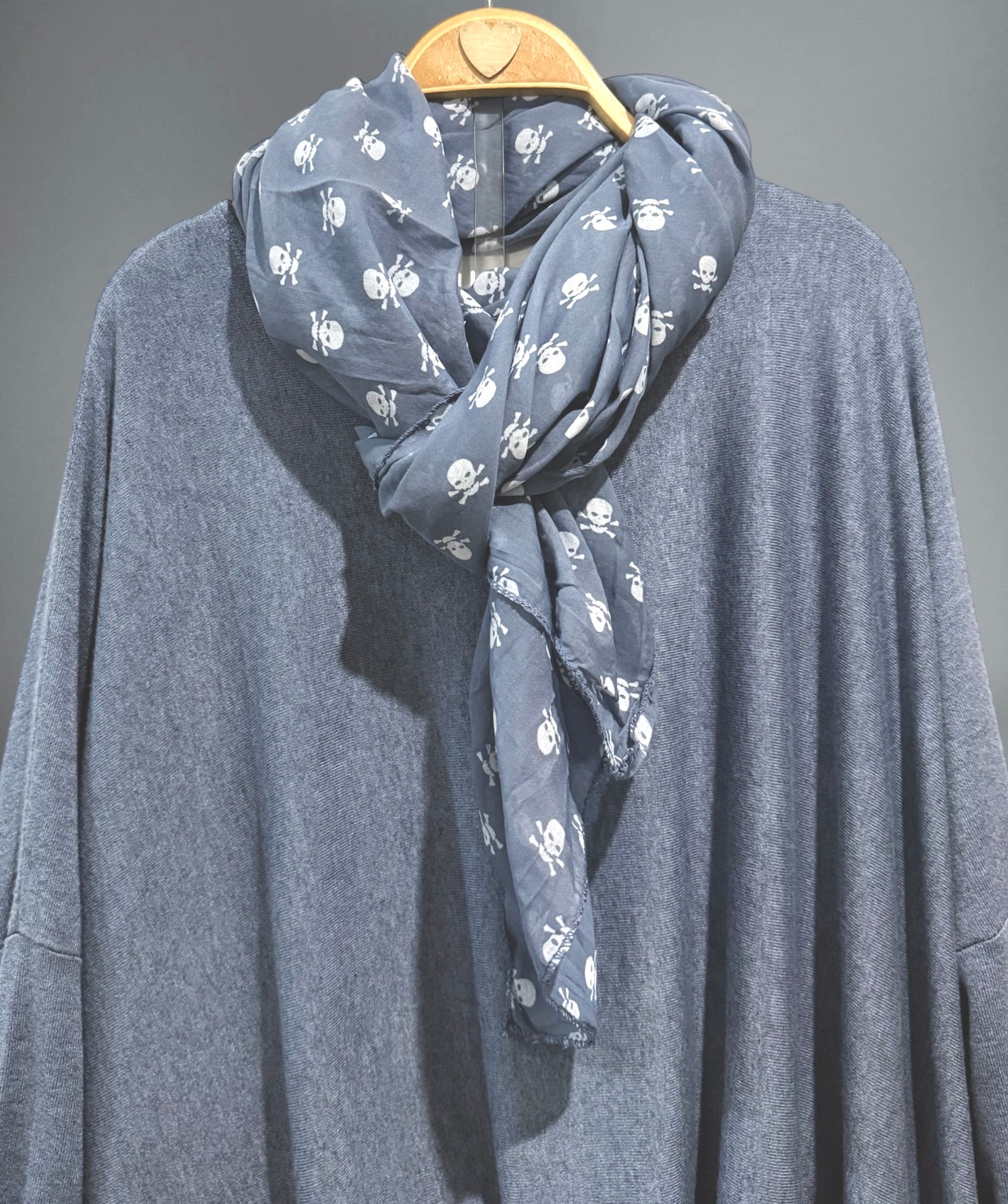 Pañuelo "Calaveritas" azul