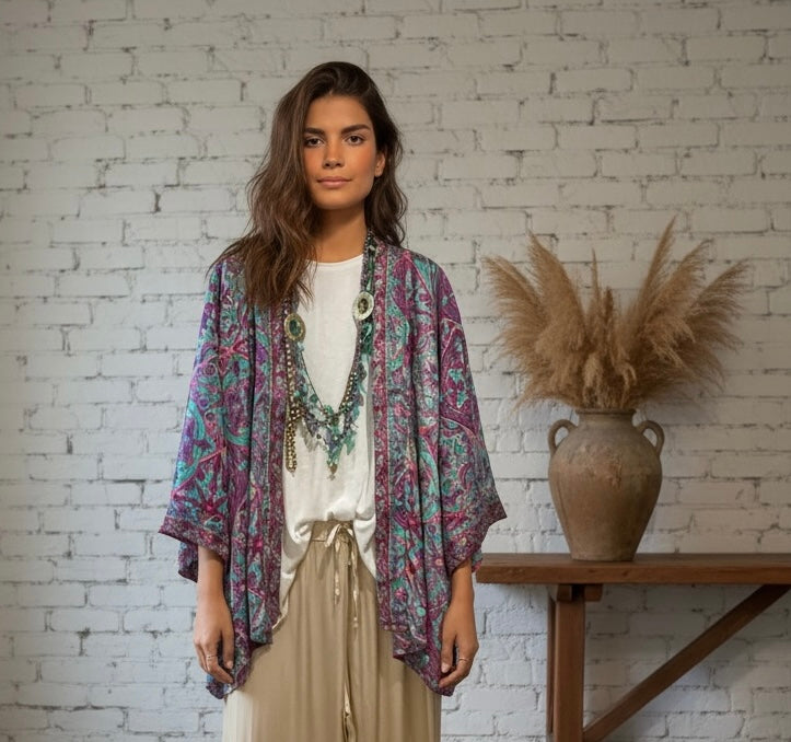 Kimono "Anaka Granada" turquesa y magenta