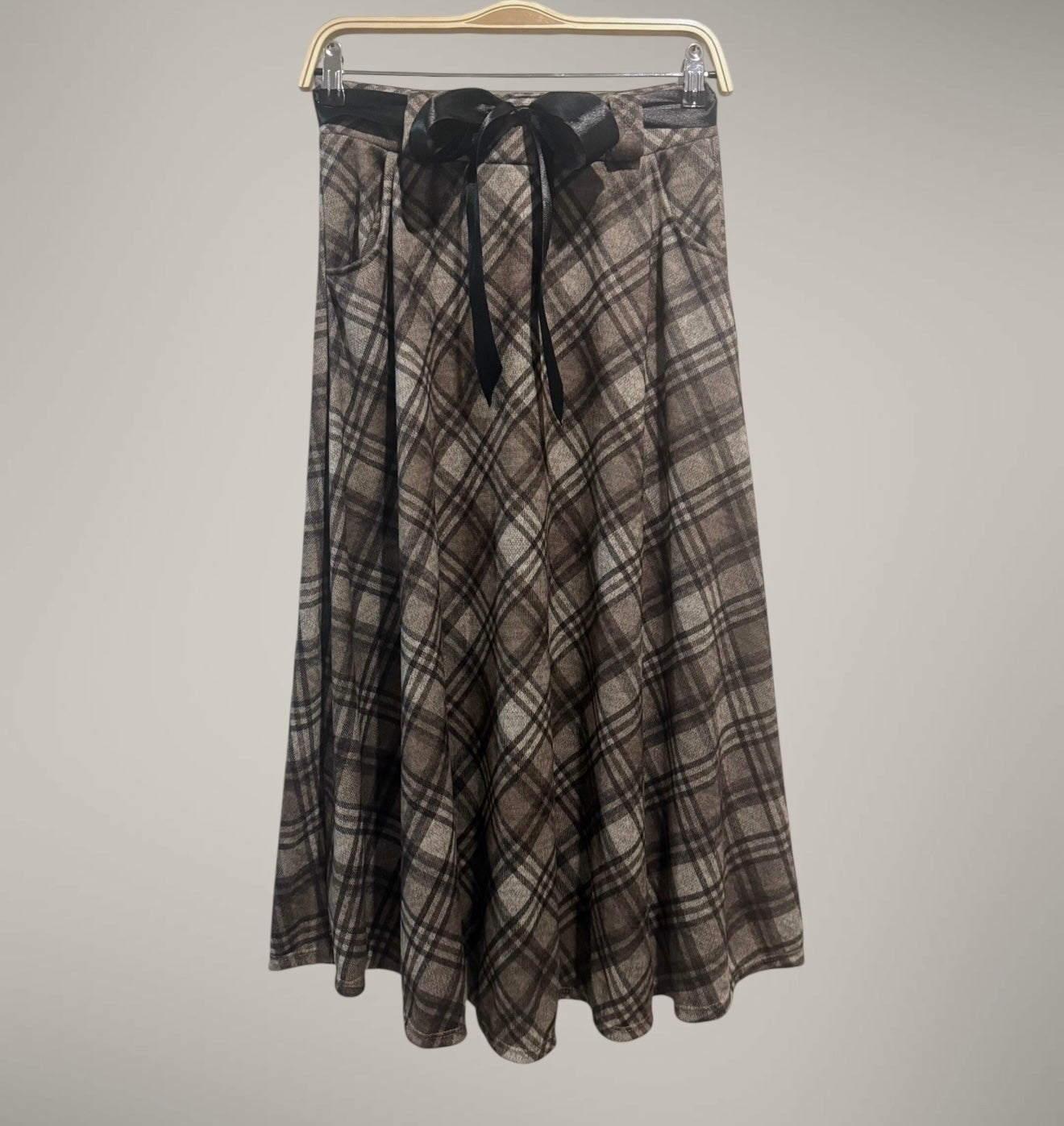 Falda "Valeria Lazada"