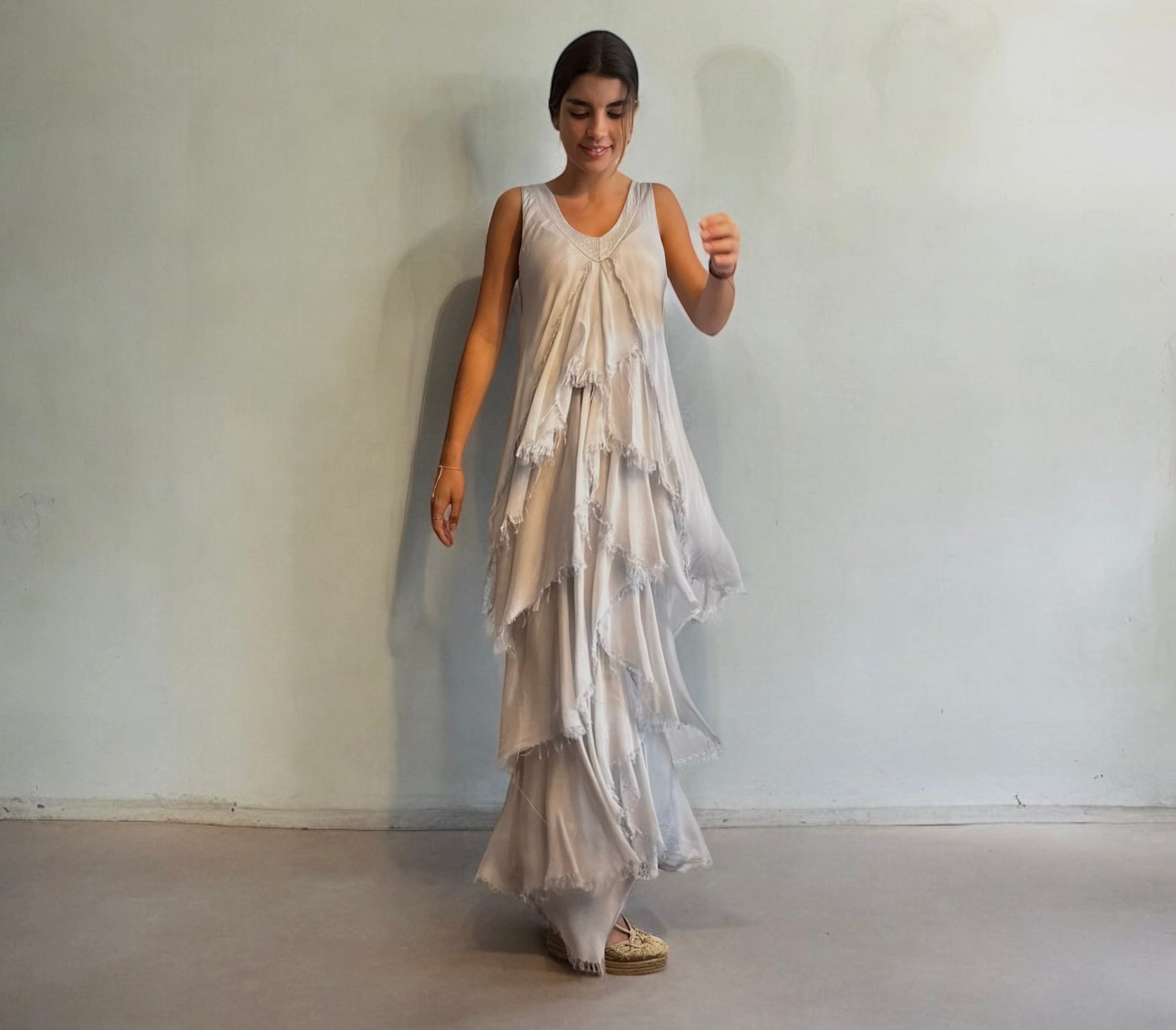 Vestido "Granada" gris perla
