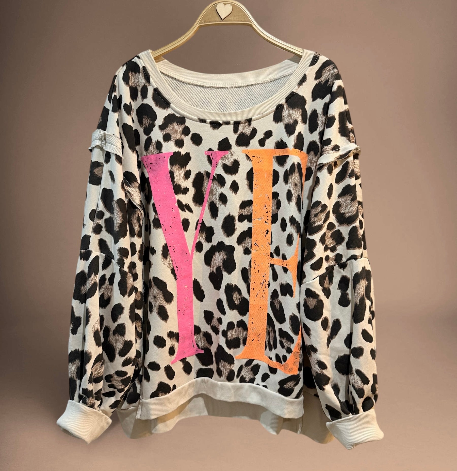 Sudadera "Over Love"