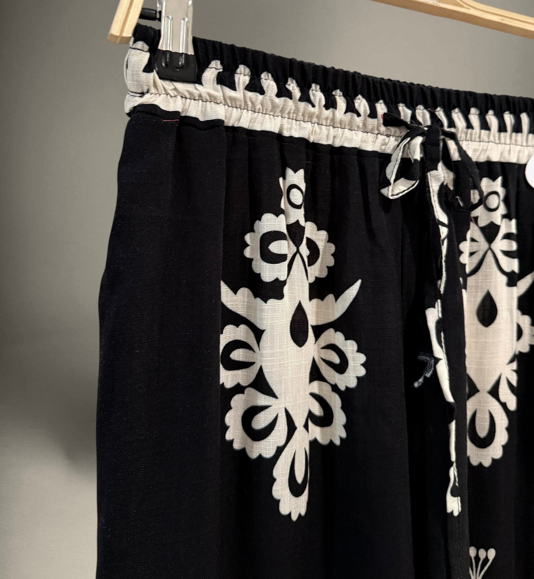 Pantalón "Mazzitella" negro