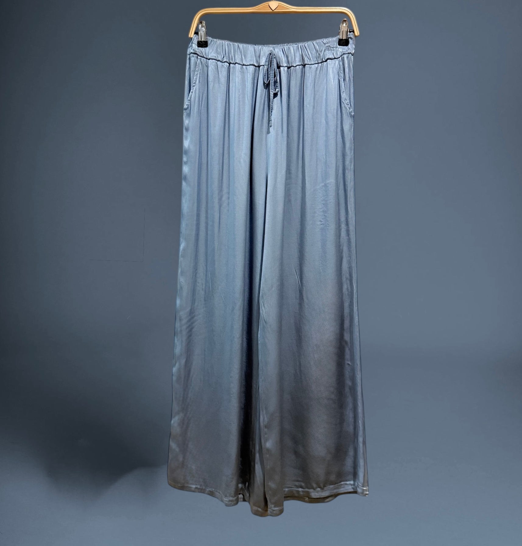 Pantalón "Grace" azul celeste