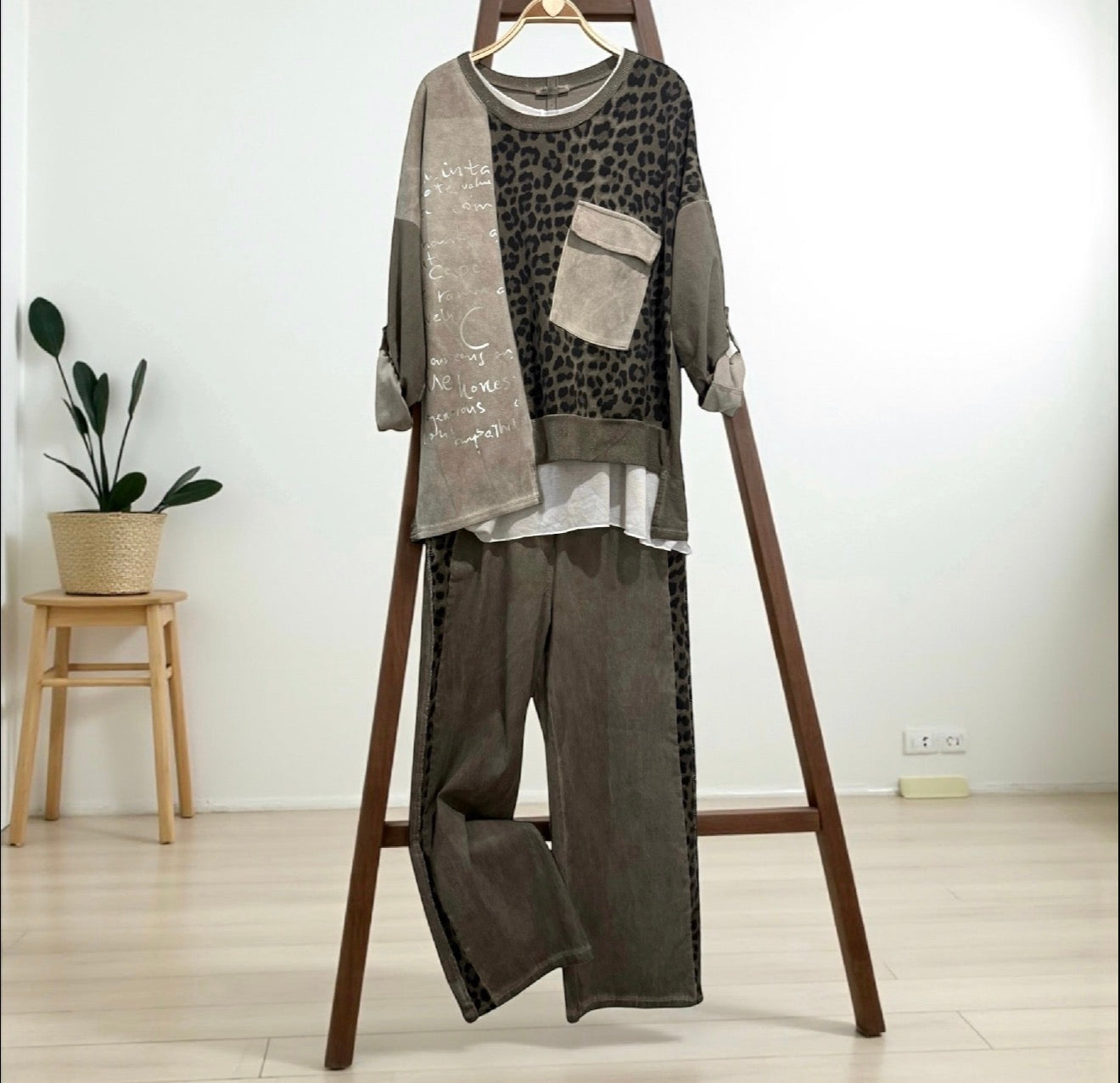 Sudadera "Tatiana" topo