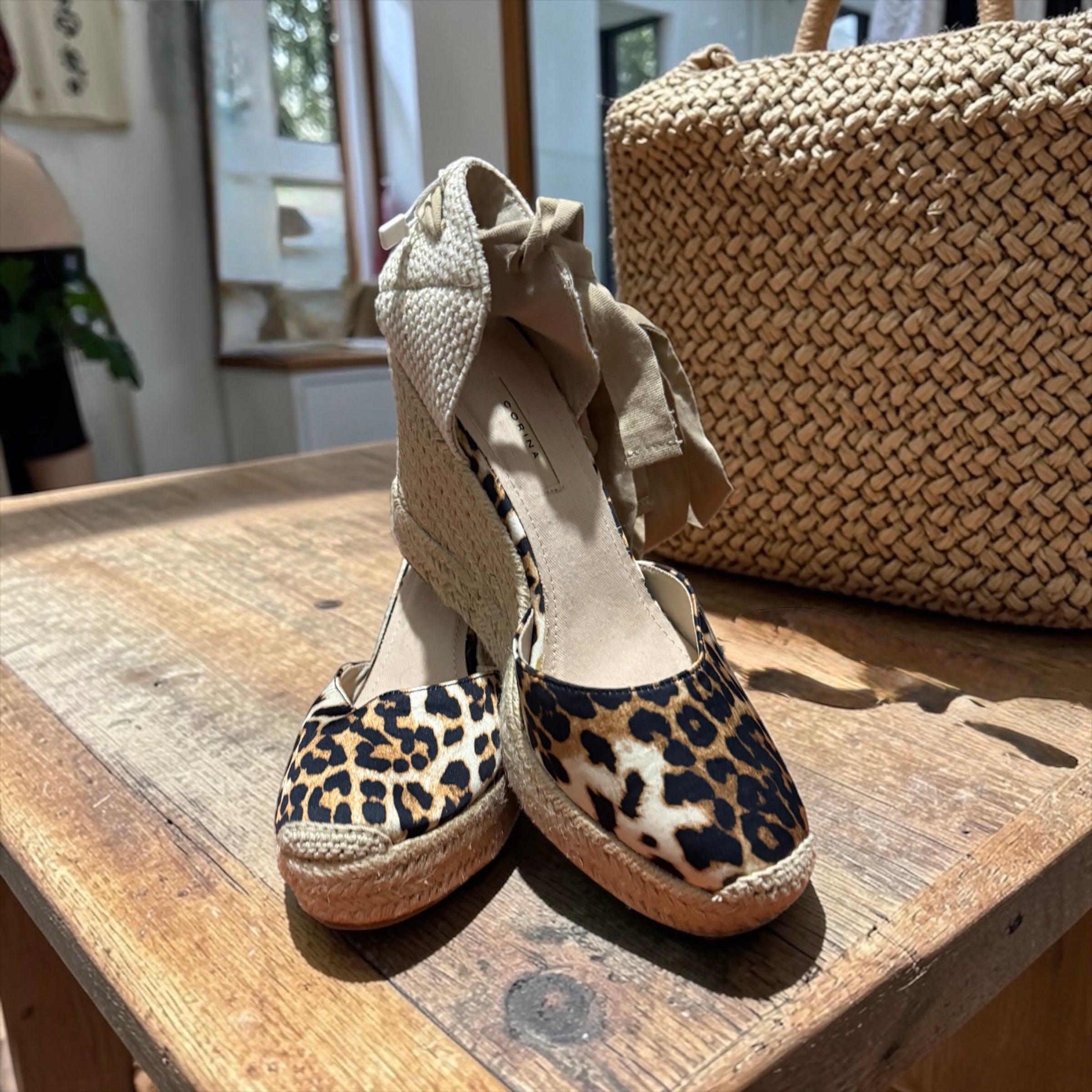 Cuñas "Leo"