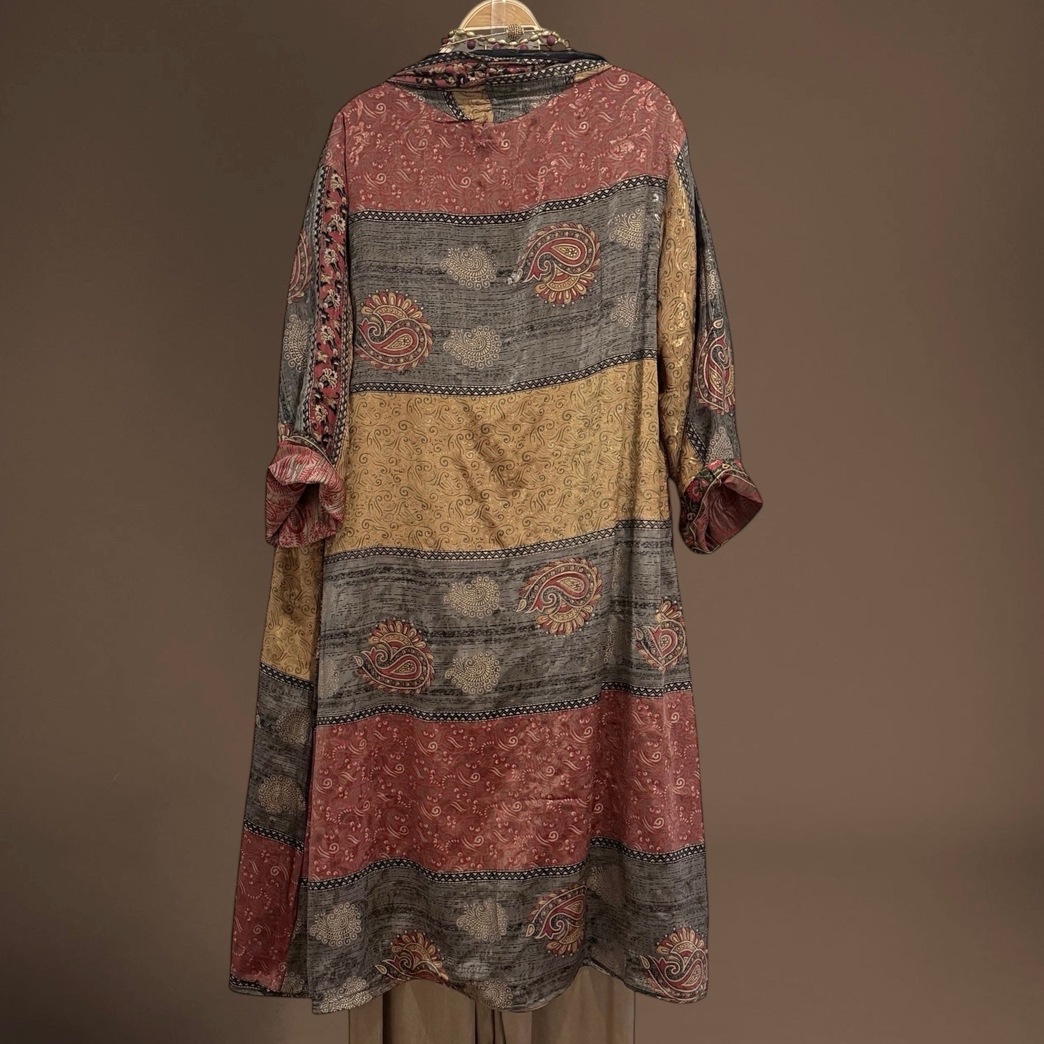 Kimono "Indira Renacer"