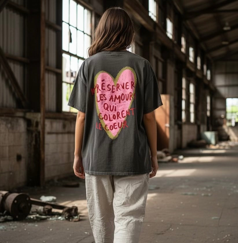Camiseta "Corazón Chic" gris