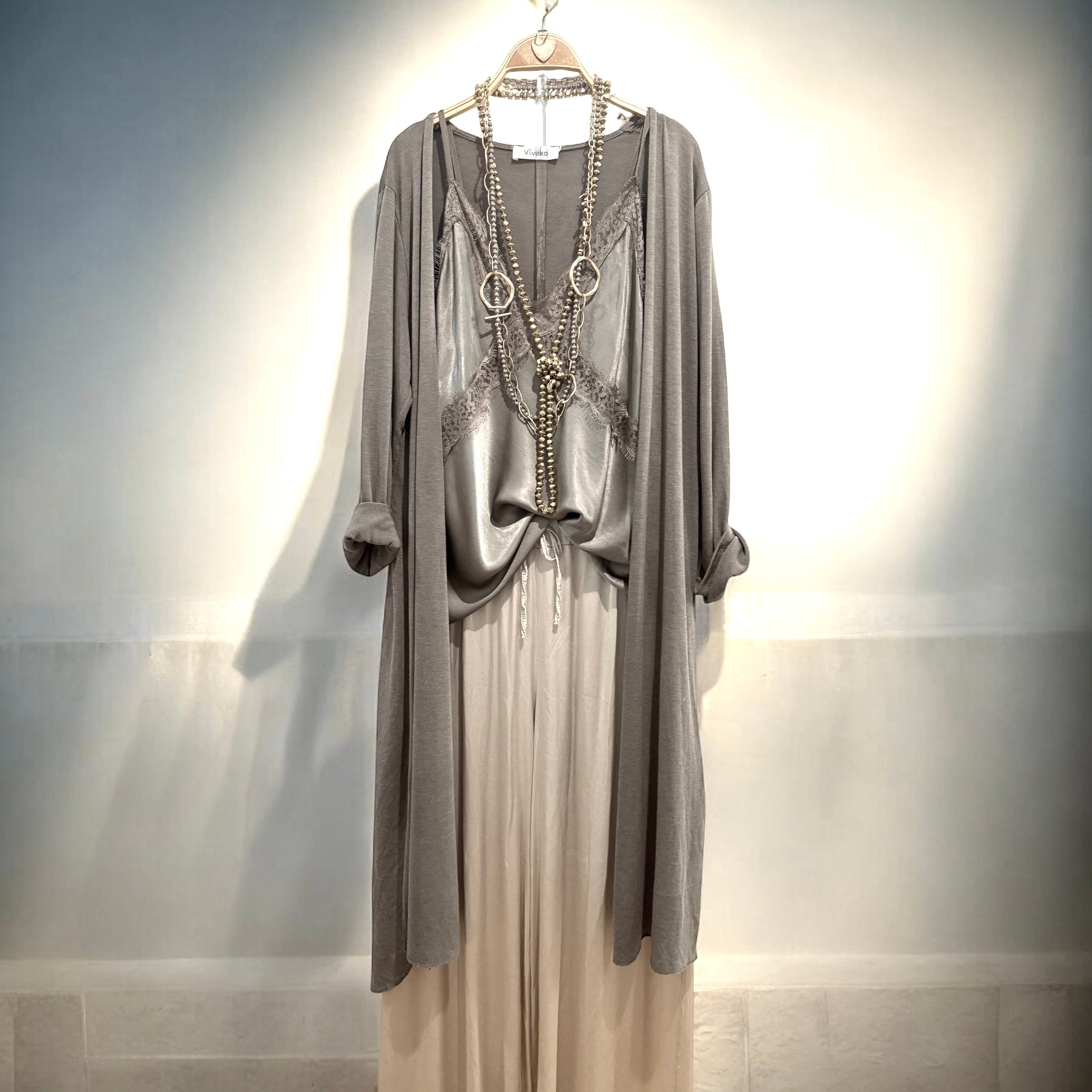 Chaqueta "Cassandra" larga topo