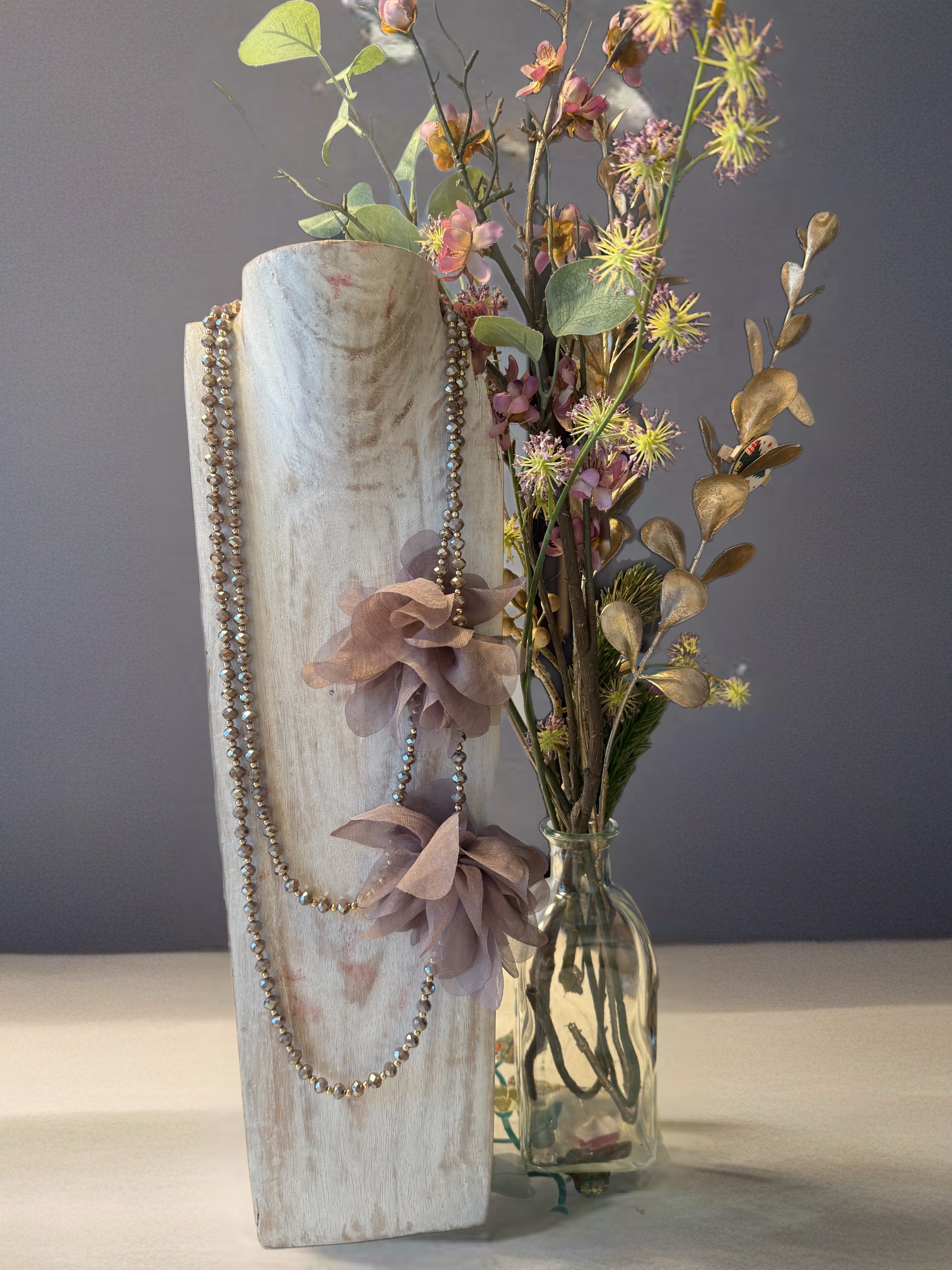 Collar "Peonias" topo