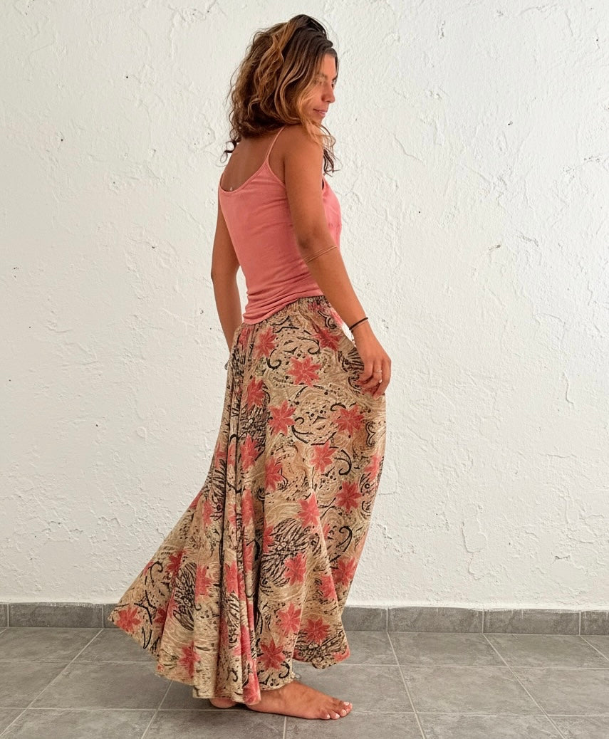 Top "Sevilla" peach