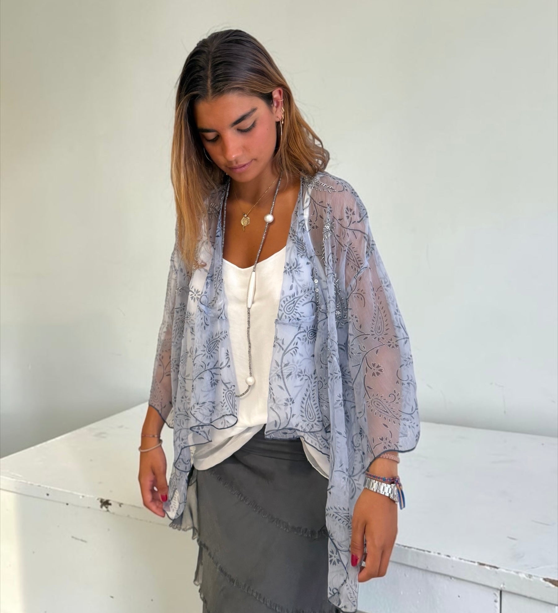 Bolero "Sherezade" azul bordado en plata