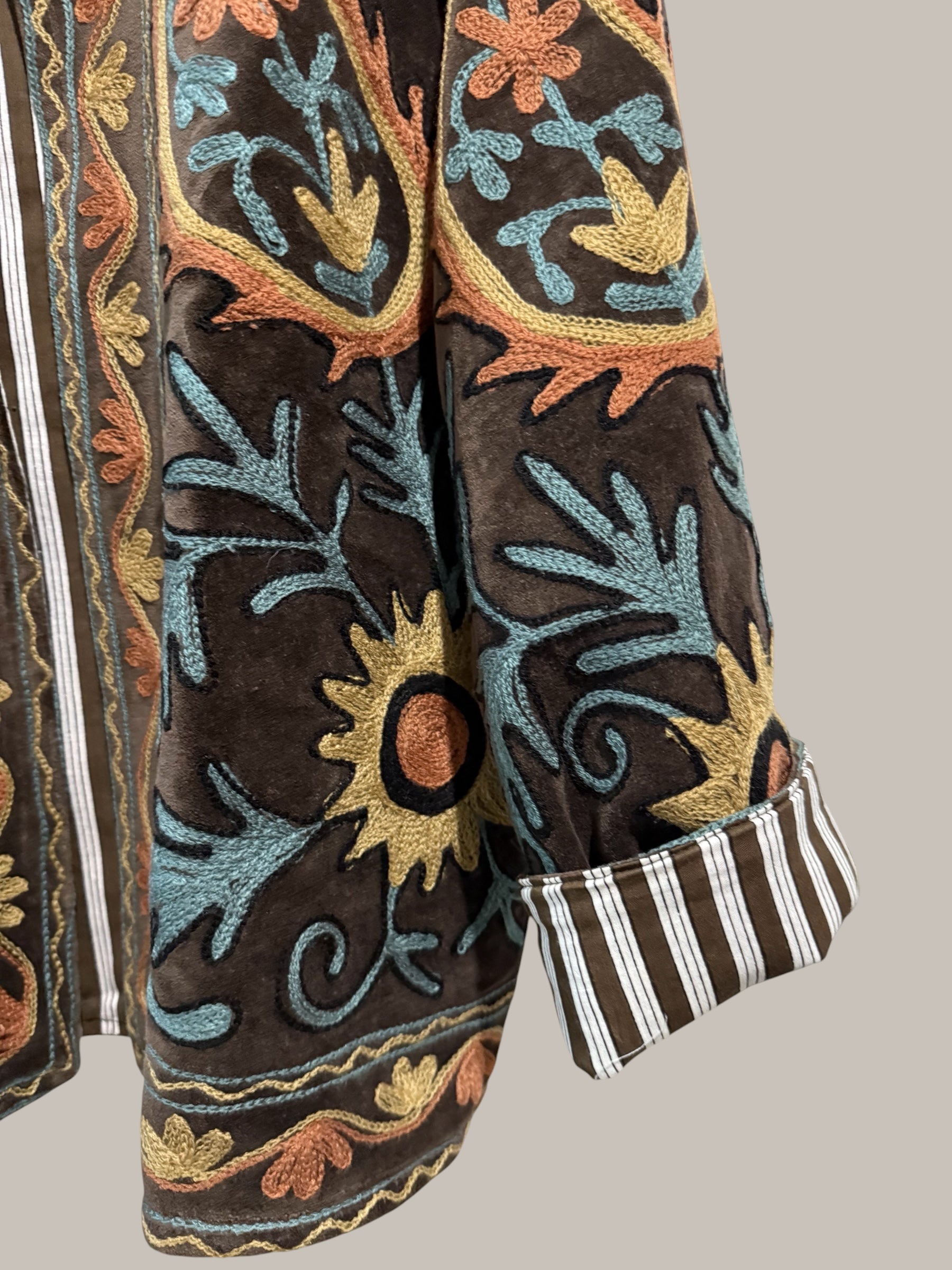 Chaqueta "Bordados"
