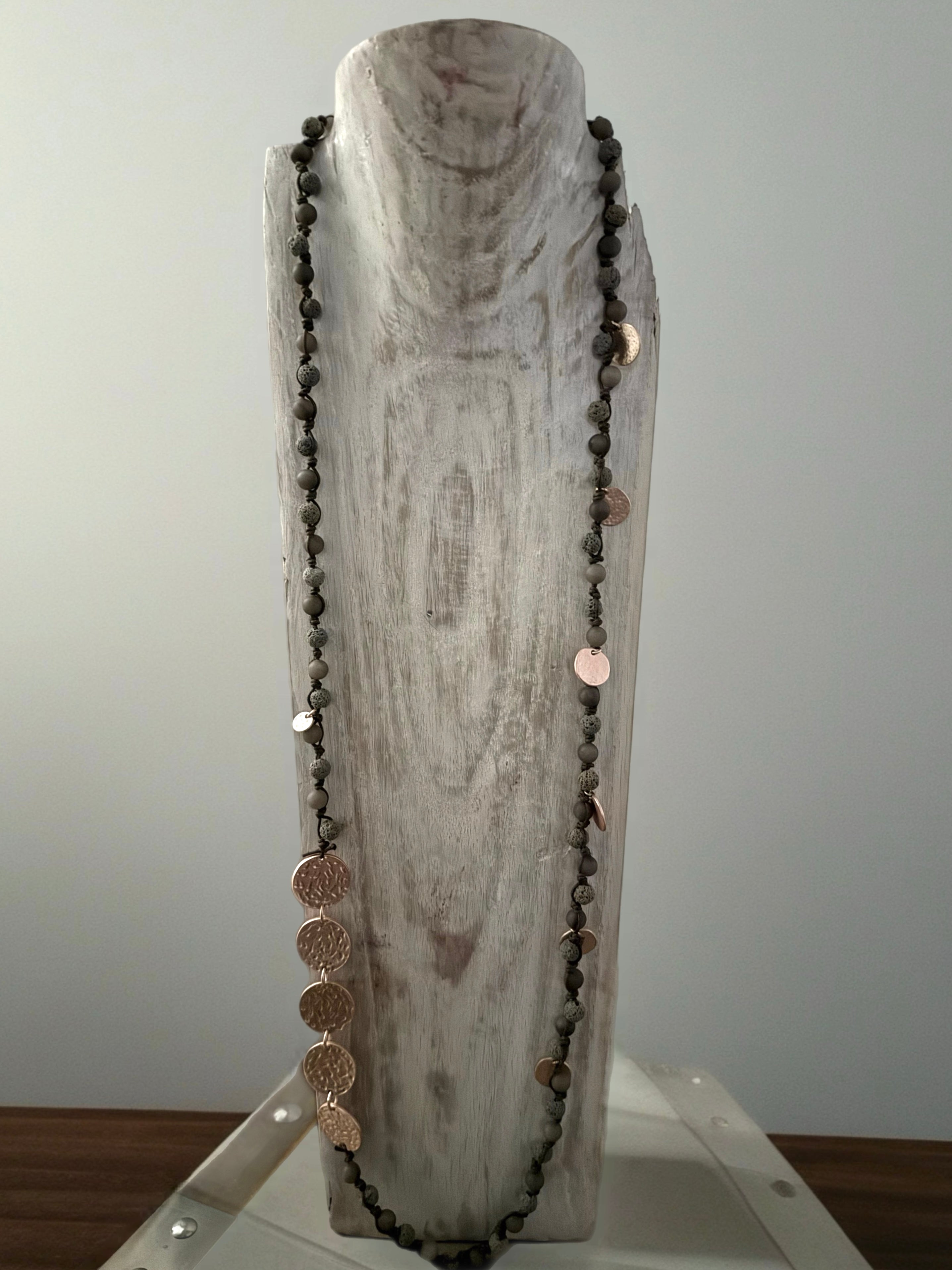 Collar "Volcán y Rosa"