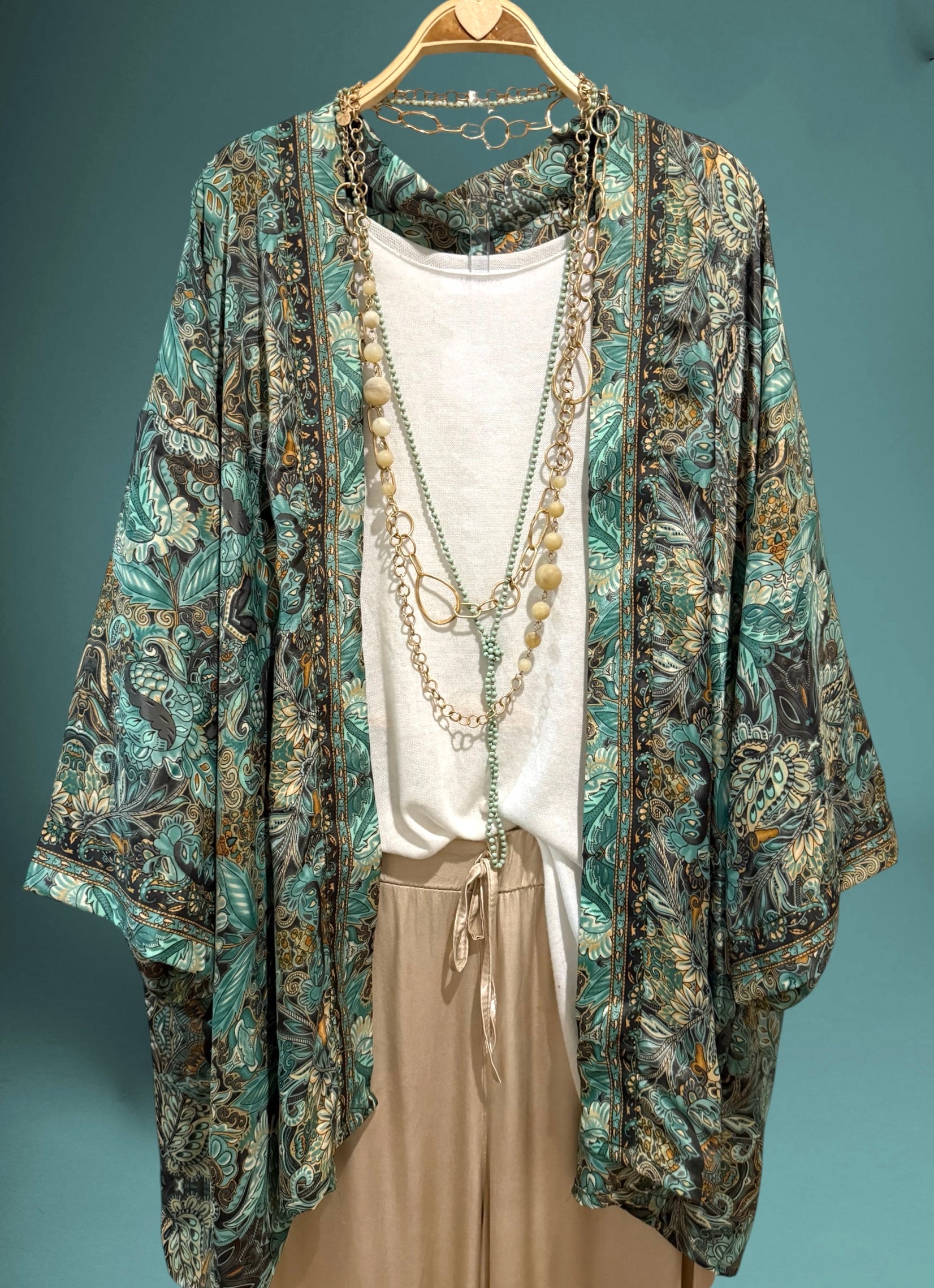 Kimono "Anaka Aroa"