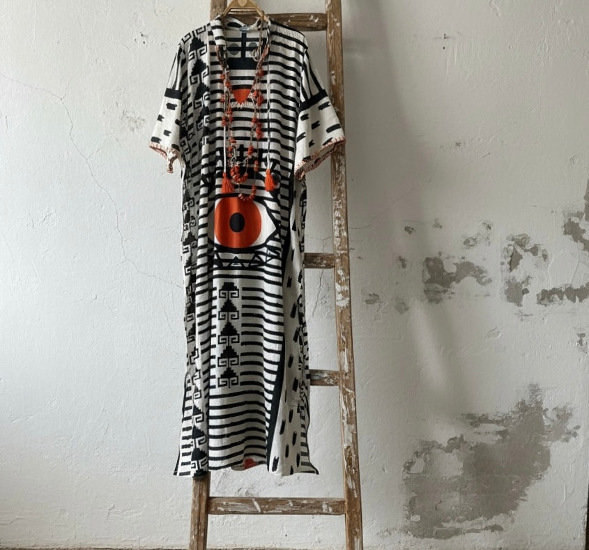 Vestido "Binibeca" ojo manga corta