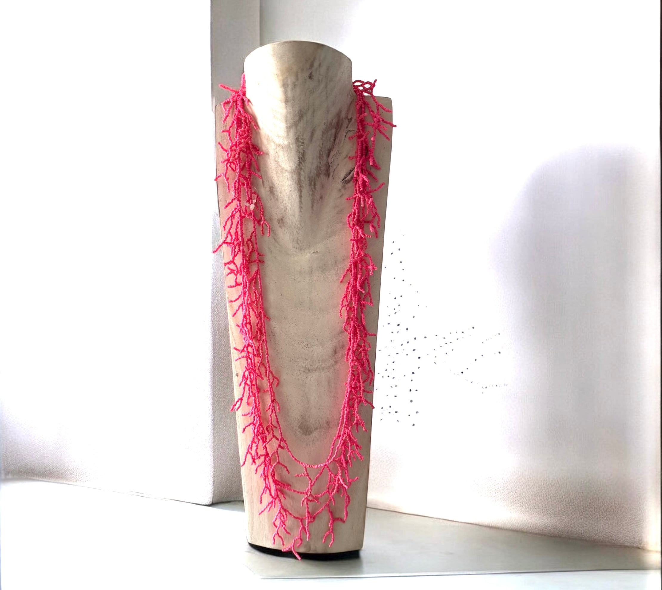 Collar "Nubia" fucsia