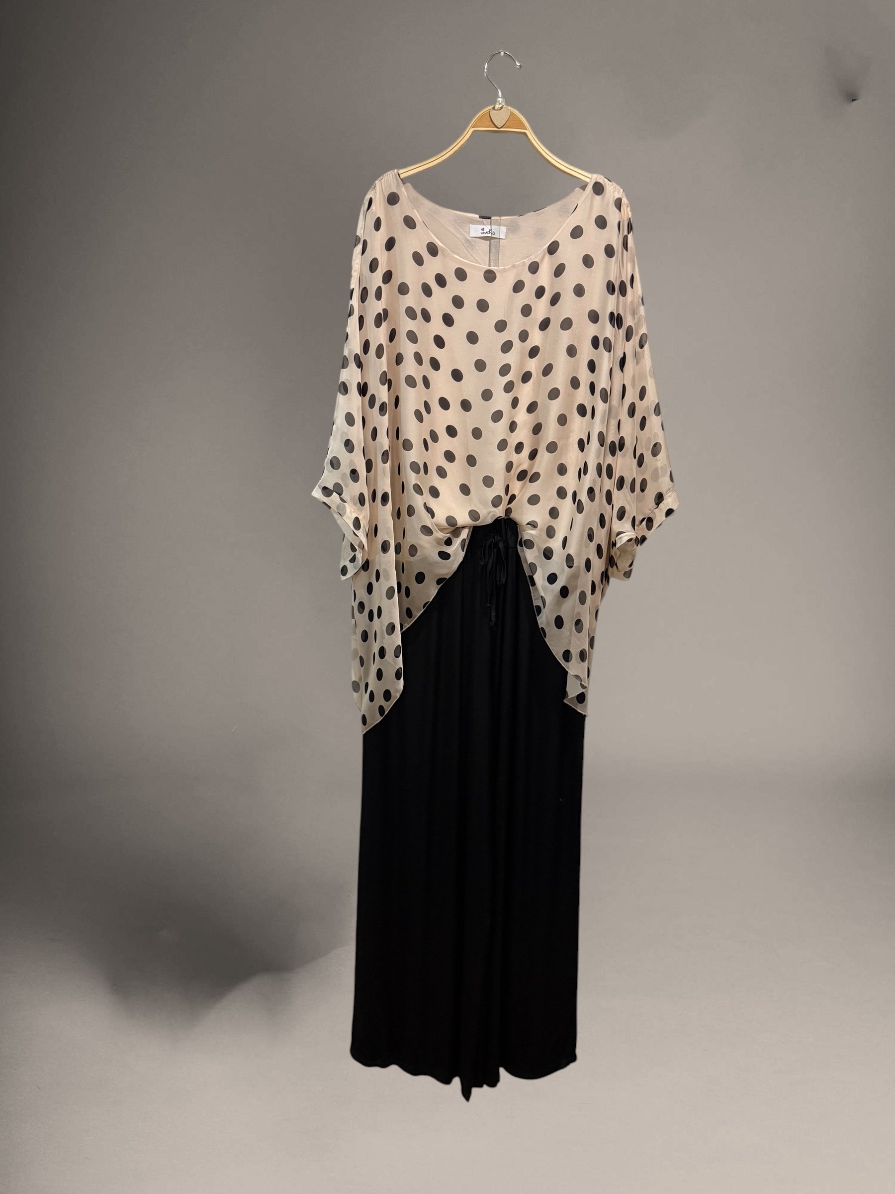 Blusa "Julieta Topos" beige