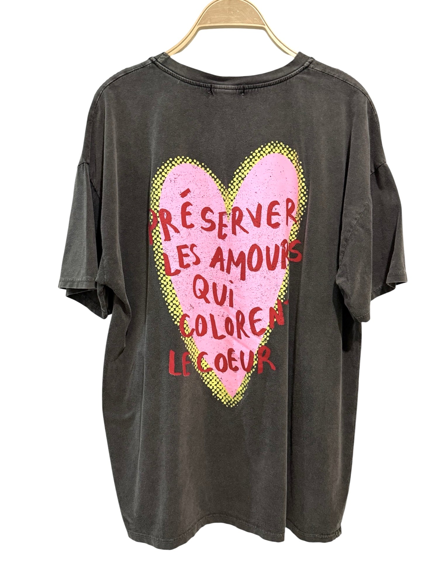 Camiseta "Corazón Chic" gris