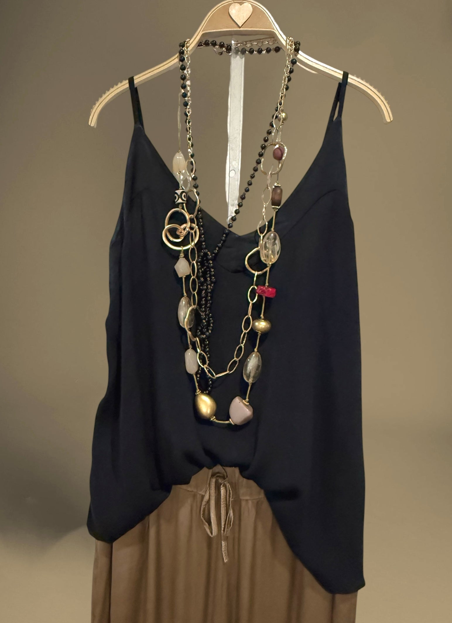 Top "Zania" negro