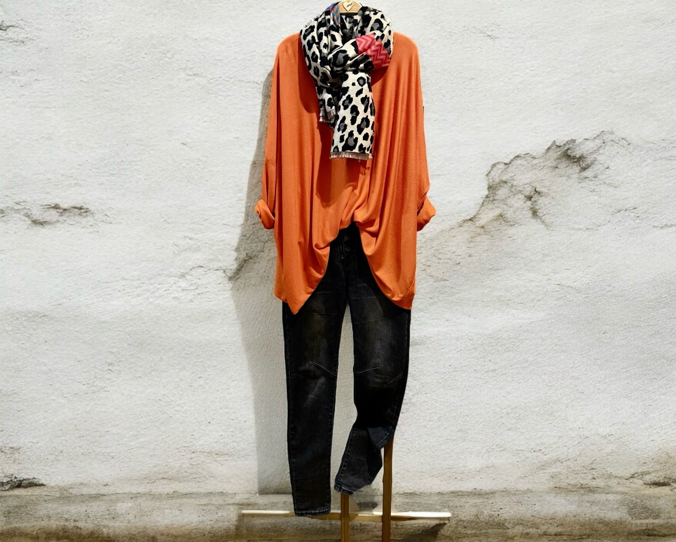 Jersey "Over Must" naranja