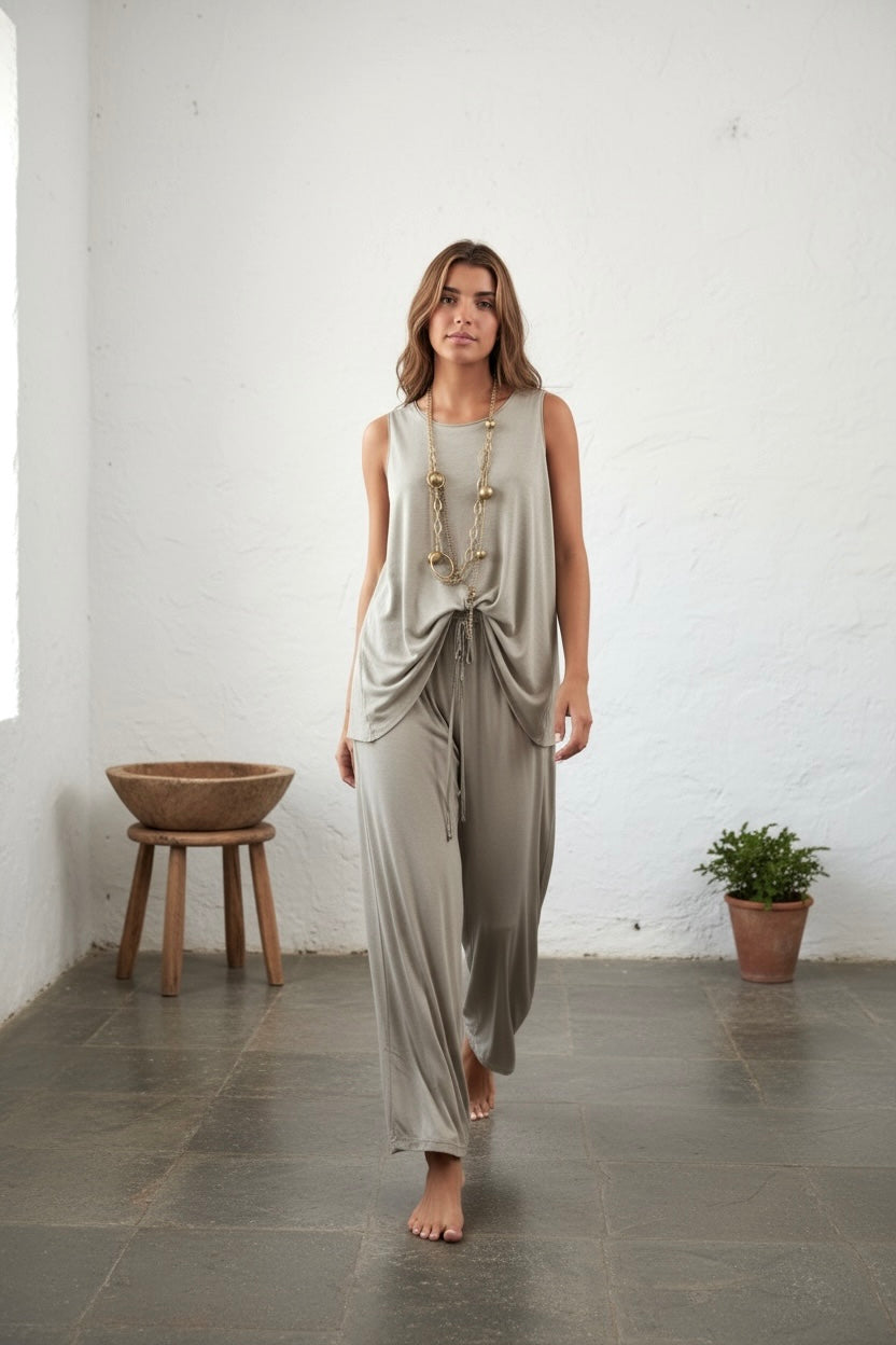 Camiseta "Cassandra" tirante ancho topo