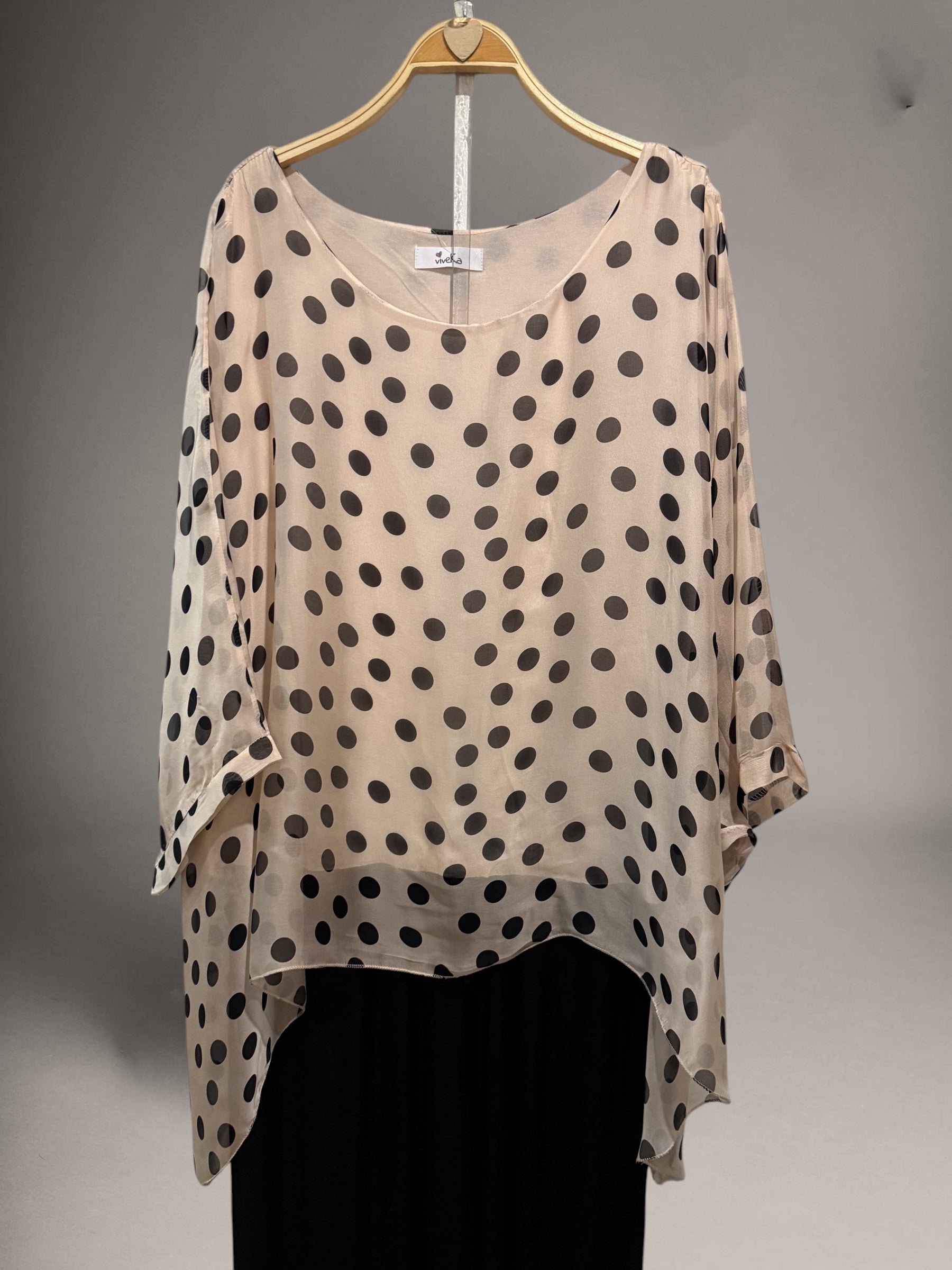 Blusa "Julieta Topos" beige