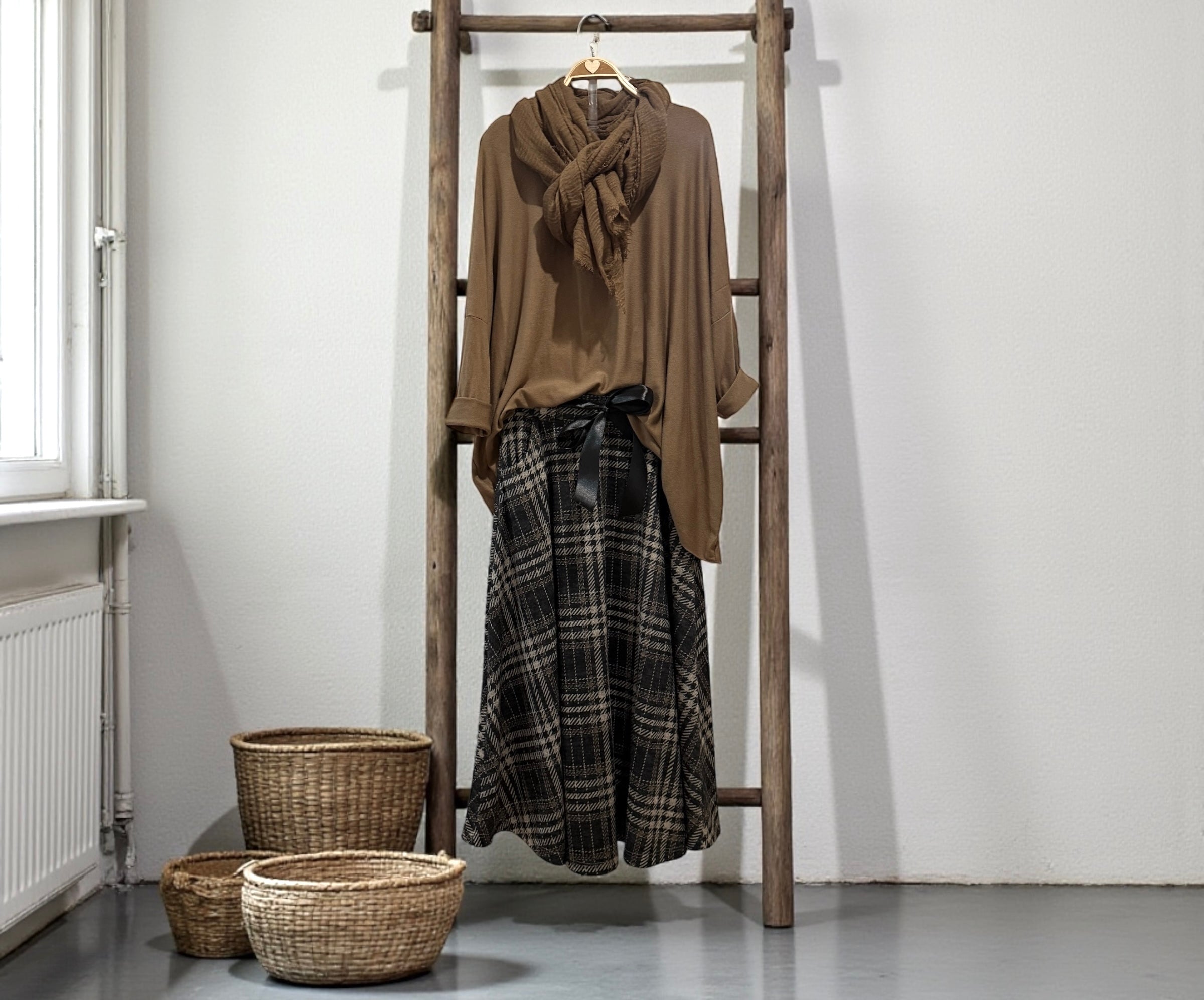 Falda "Rosaura Lazada"