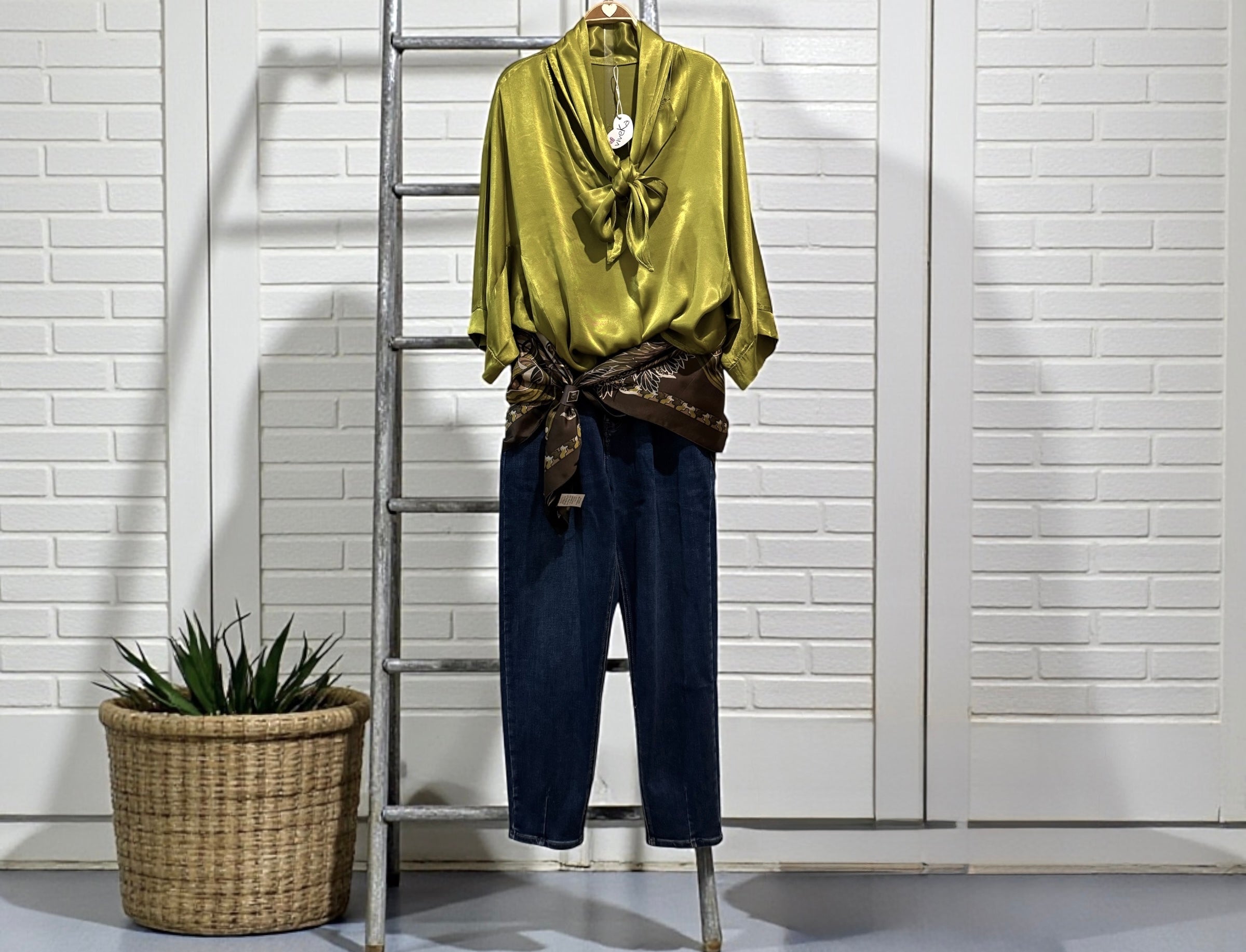 Blusa "Kelly" verde oliva