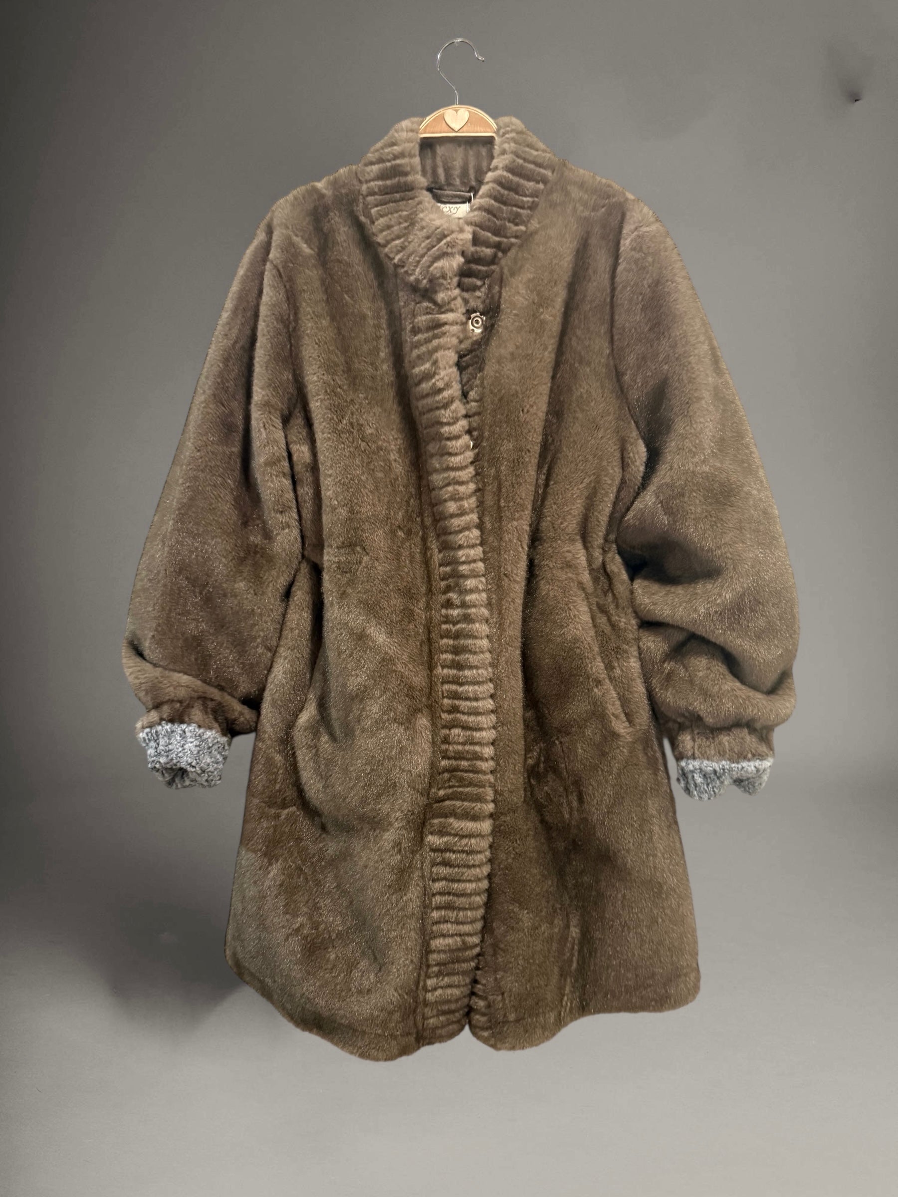 Abrigo "Laeticia" topo