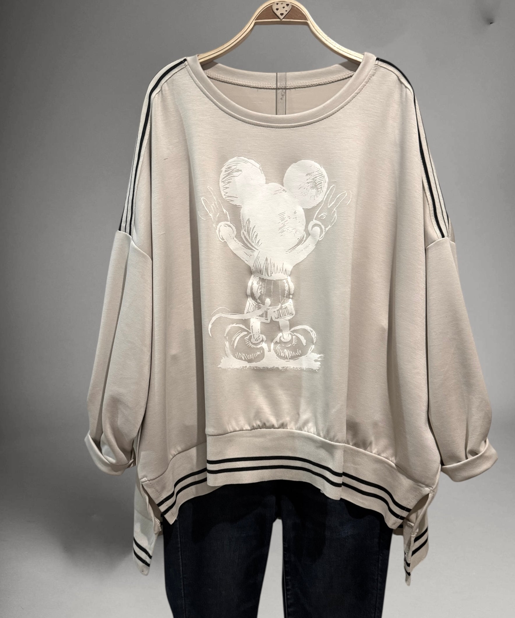 Sudadera "Over Mickey"