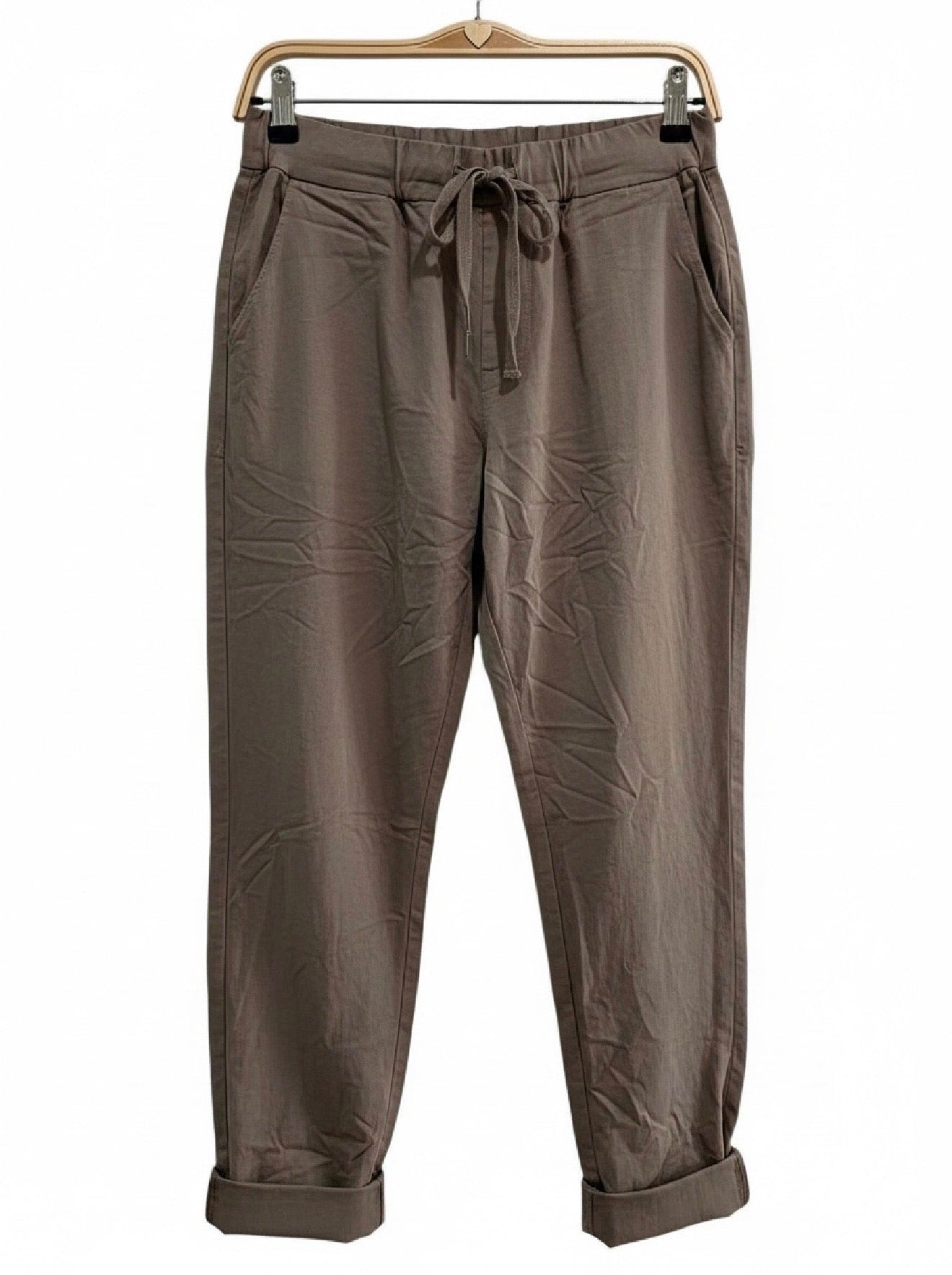 Pantalón "Basic Jogger"