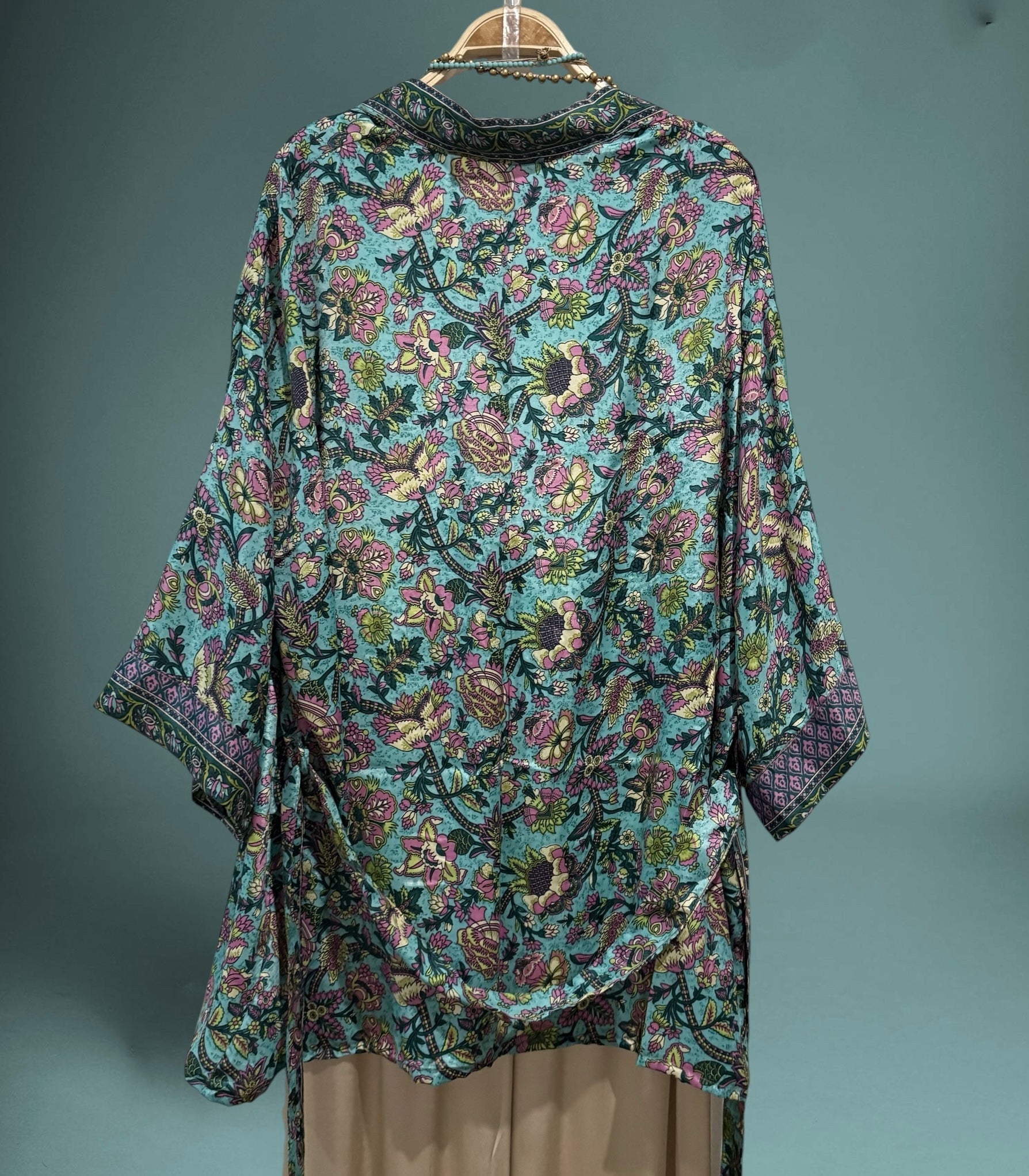 Kimono "Anaka Biba"