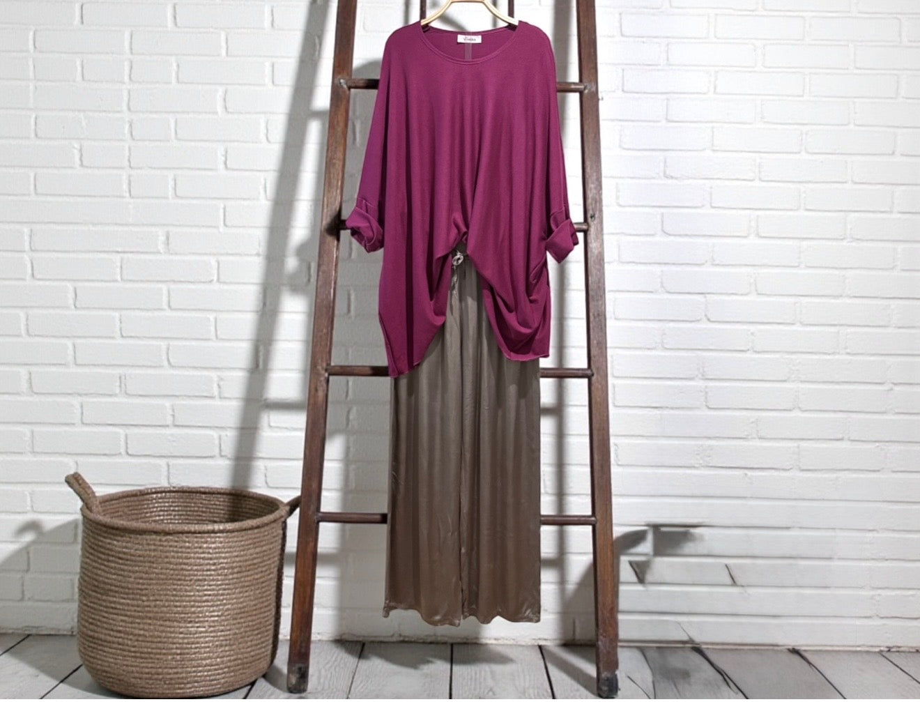 Jersey "Over Must Sum" magenta