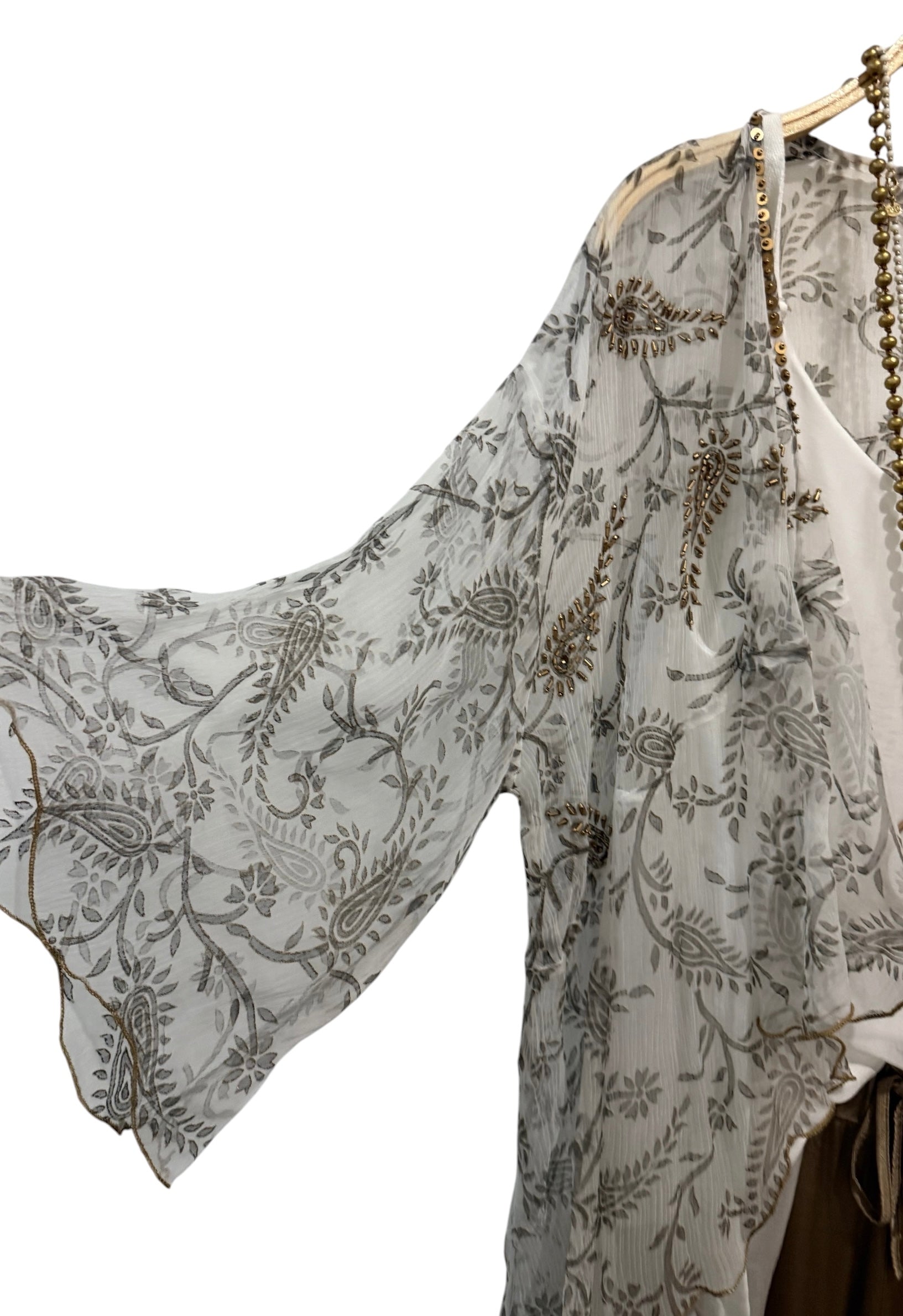 Bolero "Sherezade" blanco decorado y bordado en oro envejecido