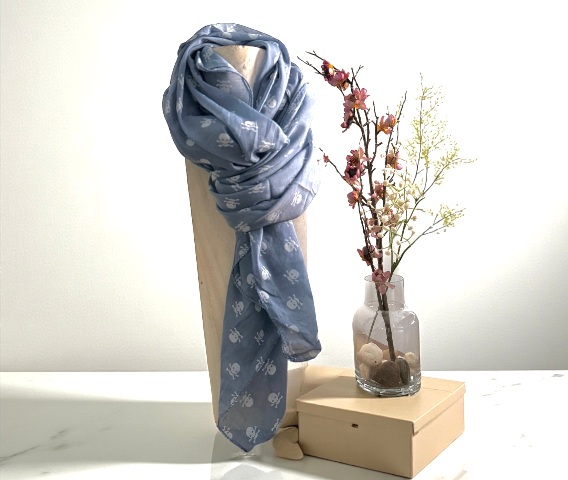 Pañuelo "Calaveritas" azul