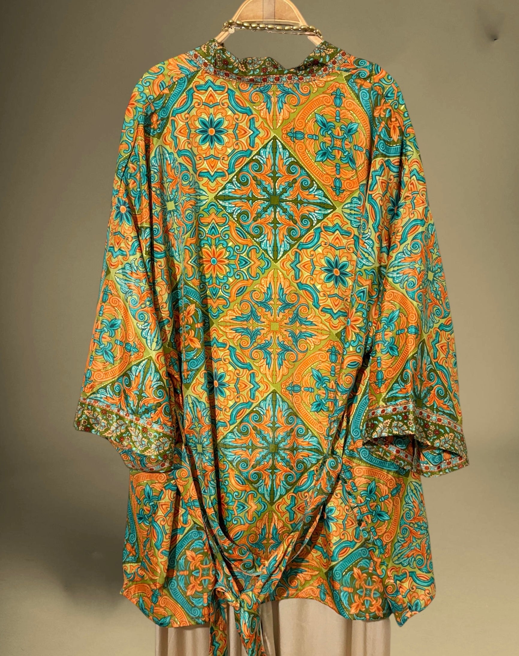 Kimono "Anaka Granada" gold