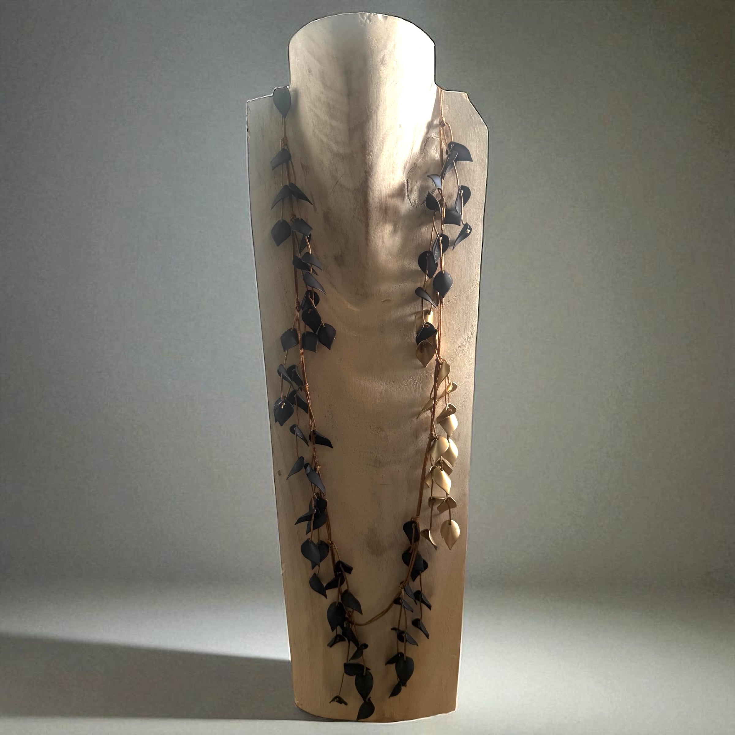 Collar "Pétalos"