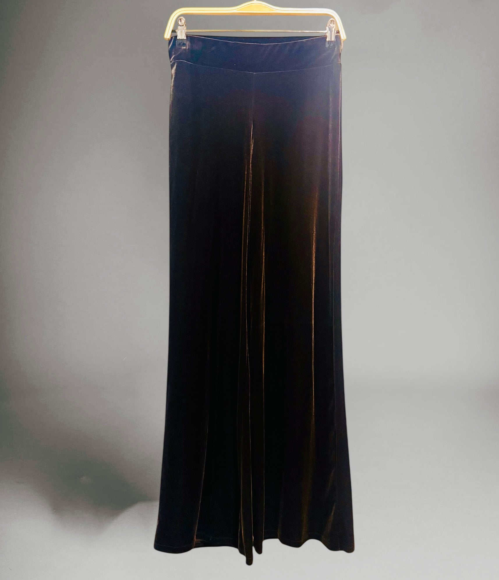 Pantalón "Giá" marrón chocolate