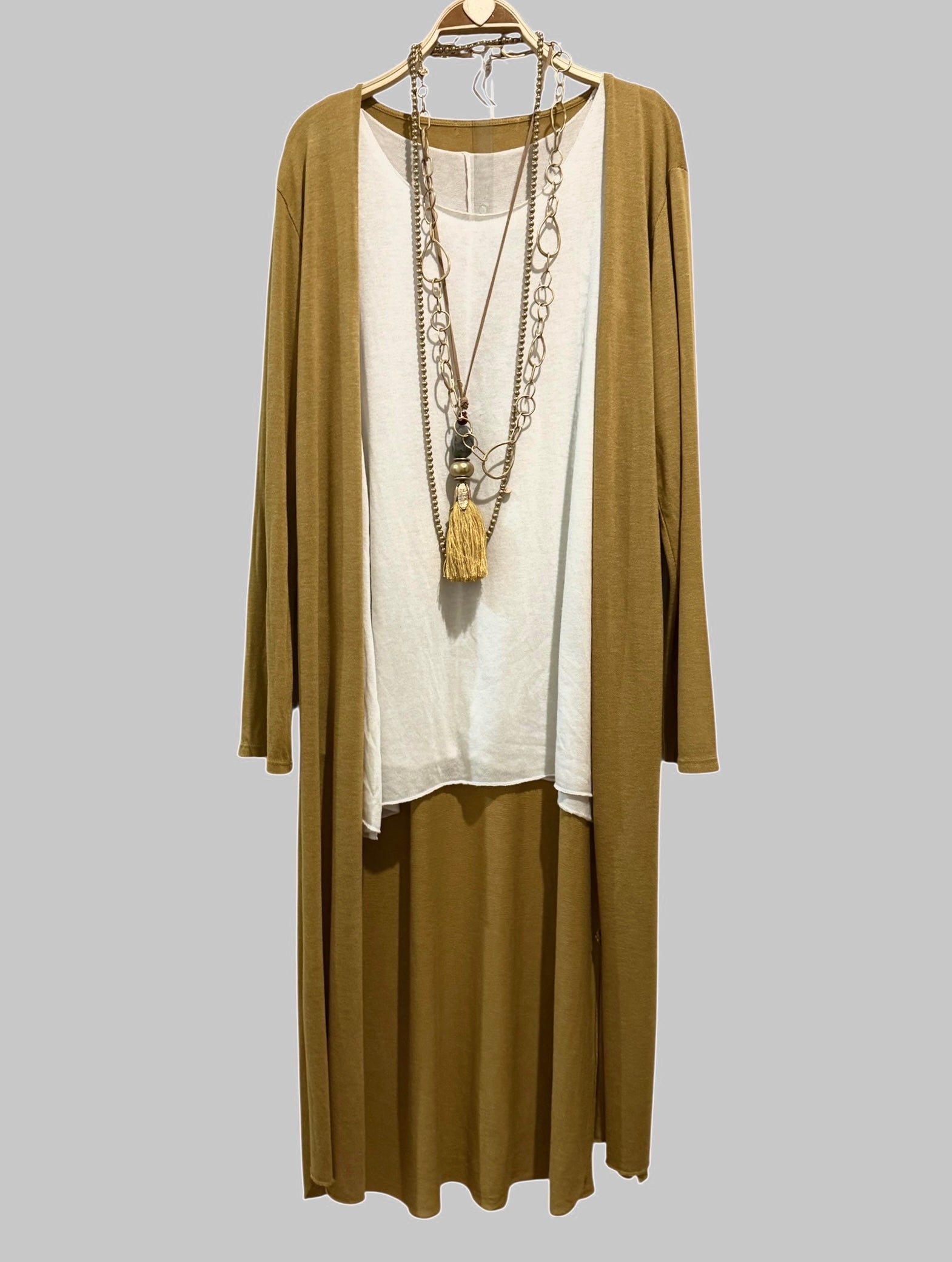 Chaqueta "Cassandra" larga ocre