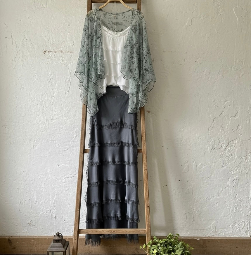 Bolero "Sherezade" verde agua decorado en gris y bordado en plata