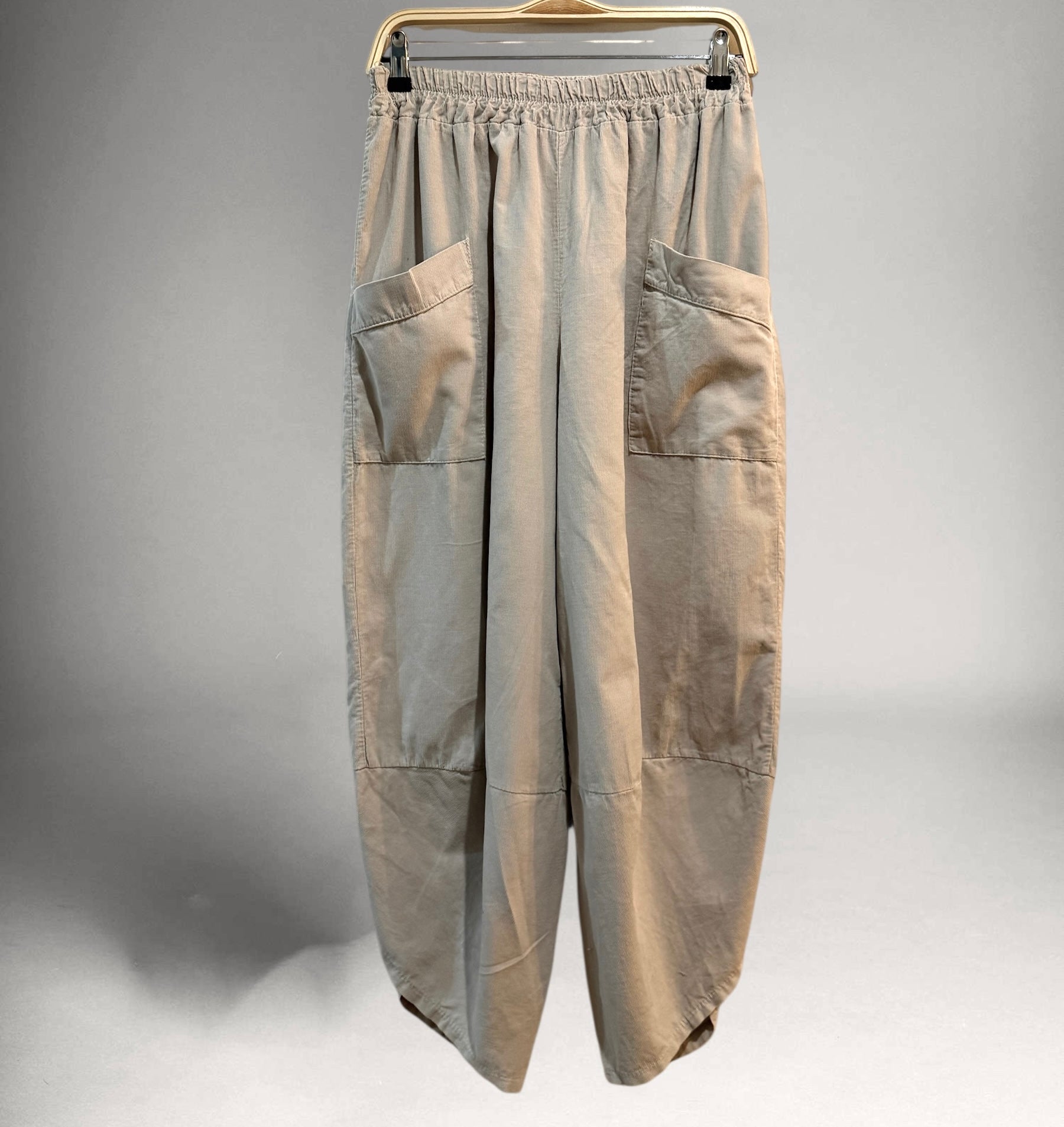 Pantalón "Dana Slouchy" arena